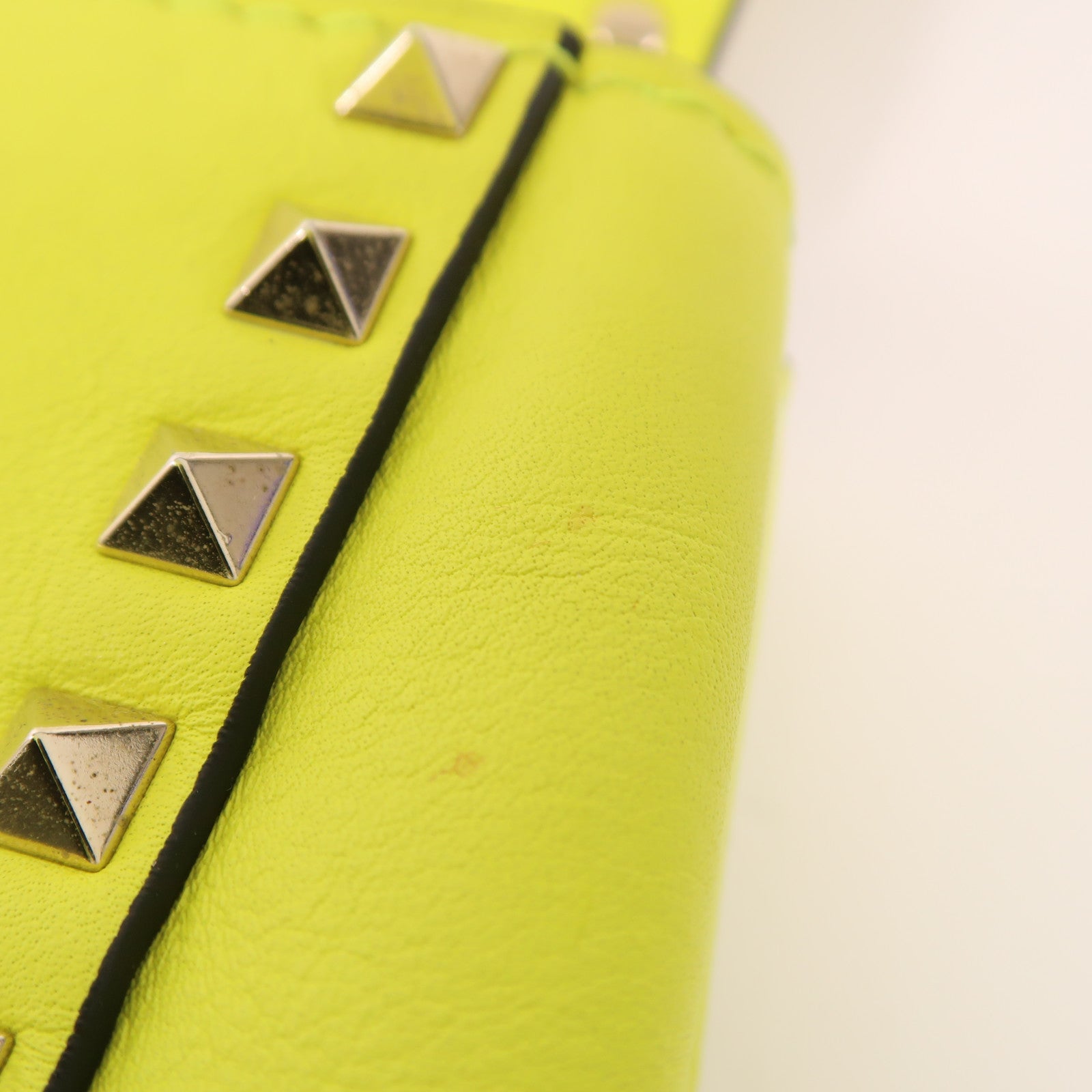 Valentino 牛皮皮革Shoulder Bag肩背袋