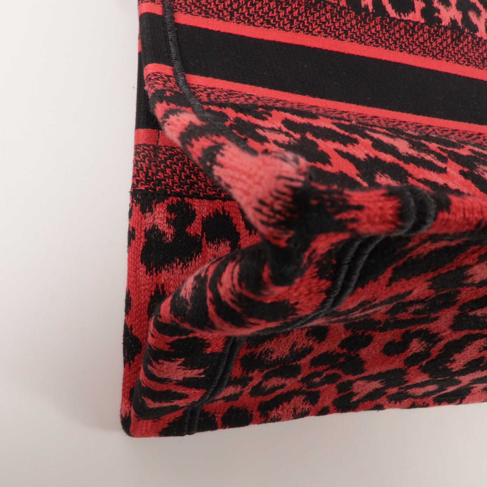 Dior 帆布Mizza Book Tote Medium手挽袋