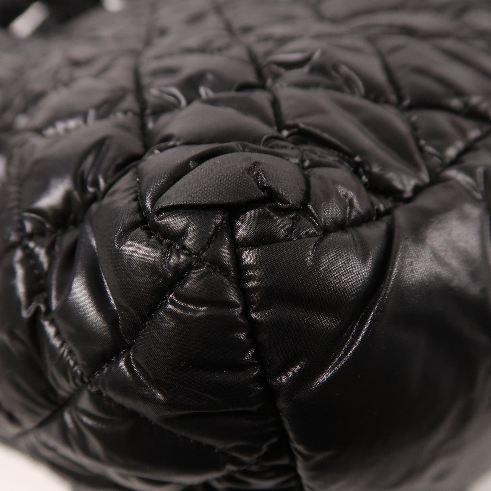 CHANEL 尼龍Coco Cocoon銀扣肩背袋