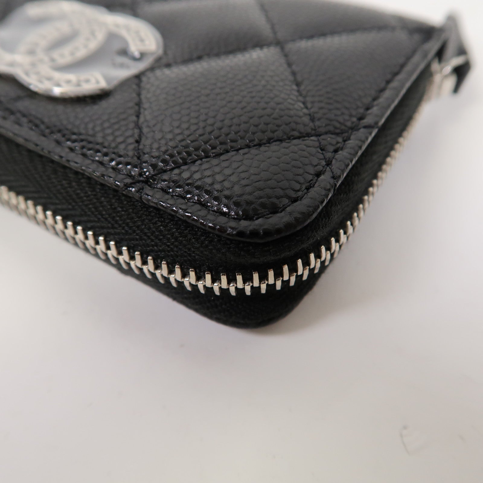 CHANEL Caviar皮革Card Case銀扣卡片套黑色