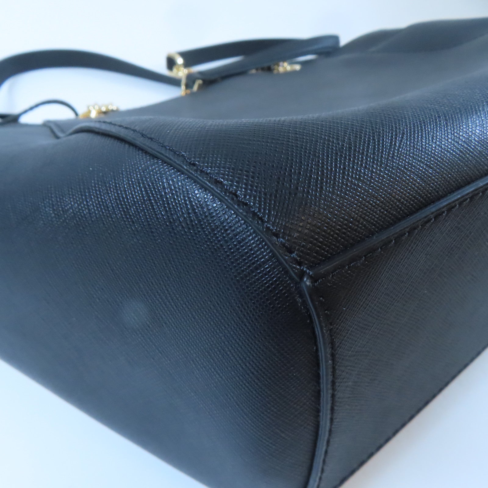 Michael Kors 【激減優惠】牛皮皮革Tote Bag金扣手挽袋黑色