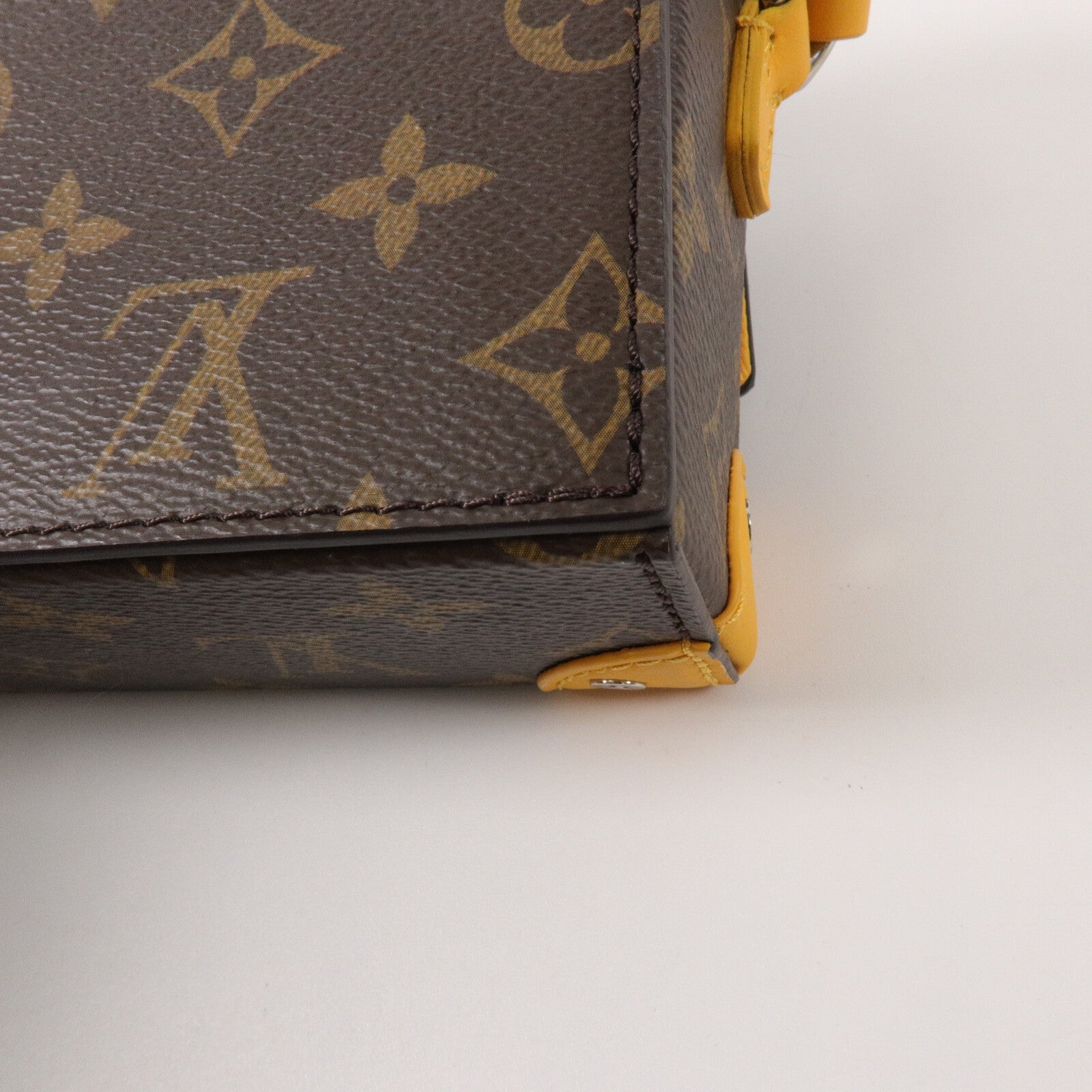 LOUIS VUITTON Monogram Macassar Steamer Wearable Wallet肩背袋