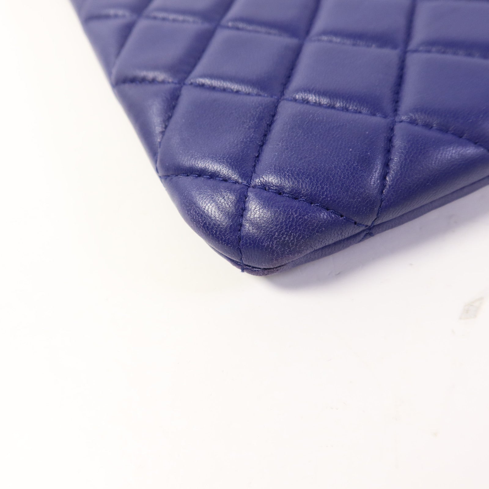 CHANEL 羊皮皮革Pouch銀扣小袋