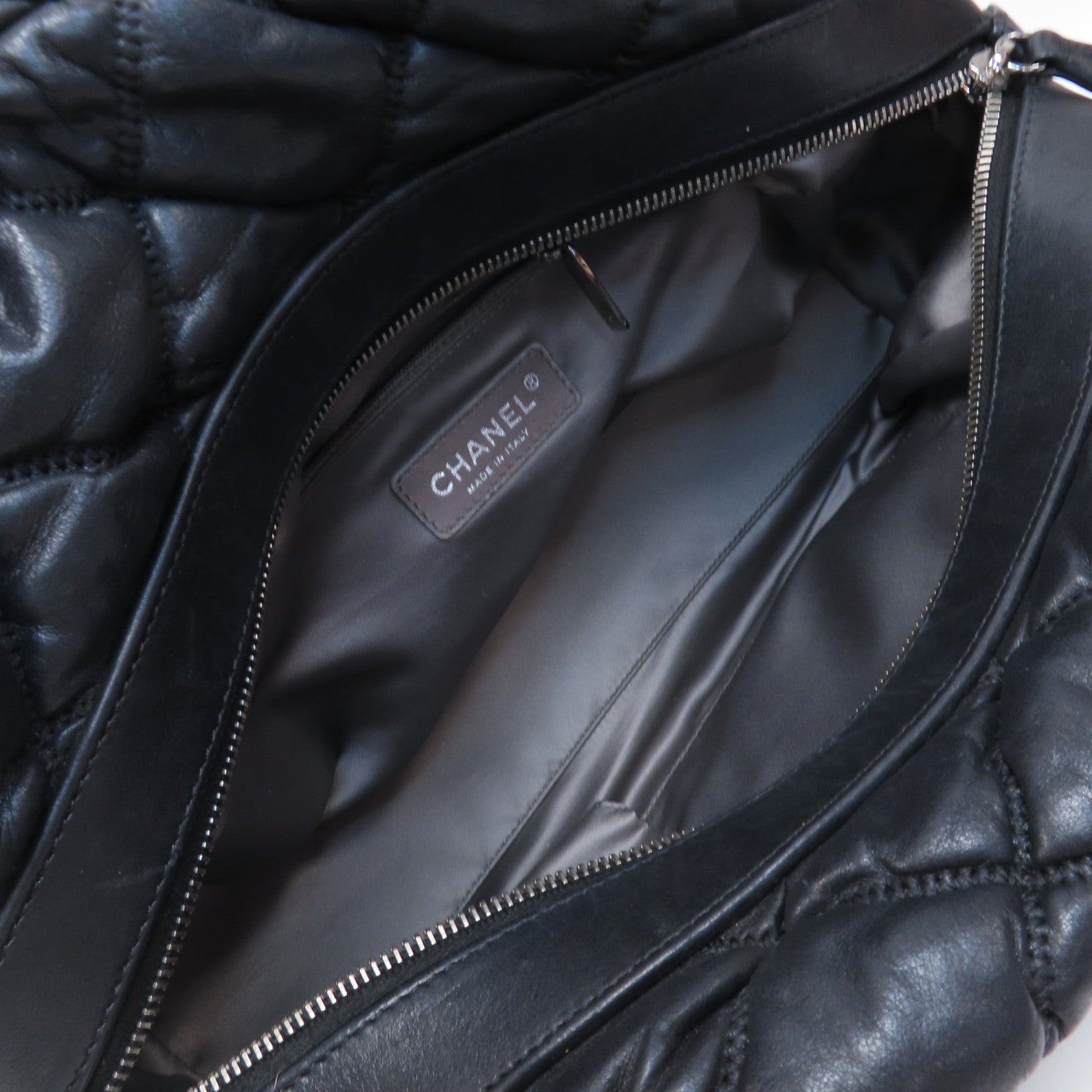 CHANEL 菱格牛皮皮革Shoulder Bag銀扣鏈帶肩背袋黑色