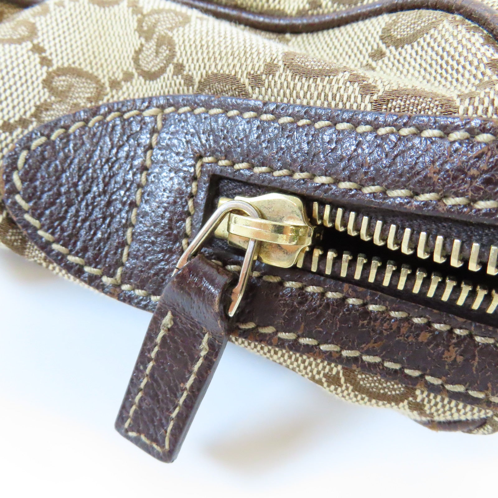 GUCCI 帆布Shoulder Bag金扣肩背袋啡色