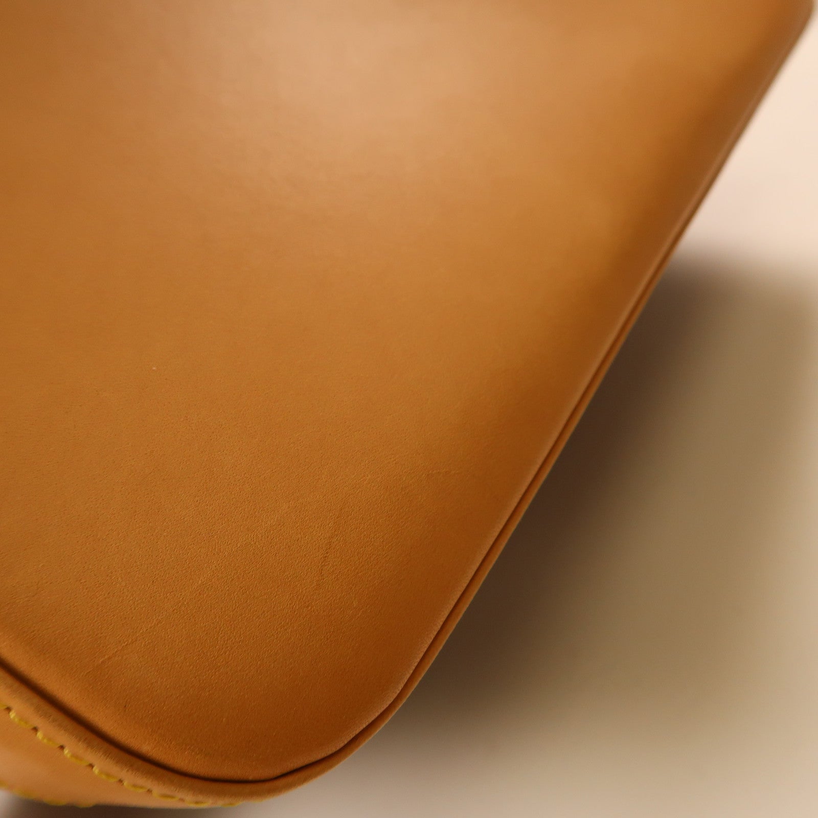 LOUIS VUITTON Monogram Alma PM金扣手挽袋啡色