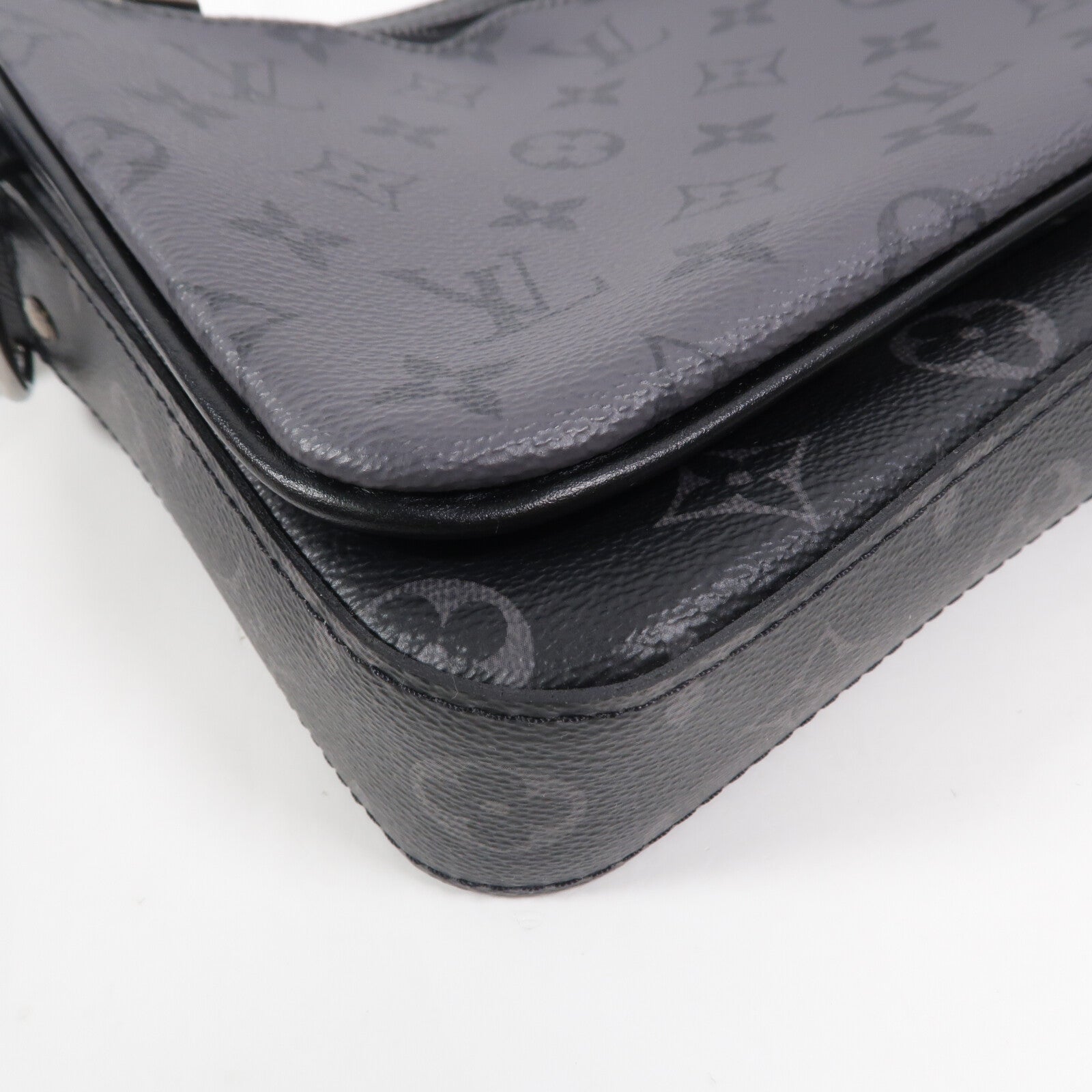 LOUIS VUITTON Monogram Eclipse Reverse Trio Messenger肩背袋