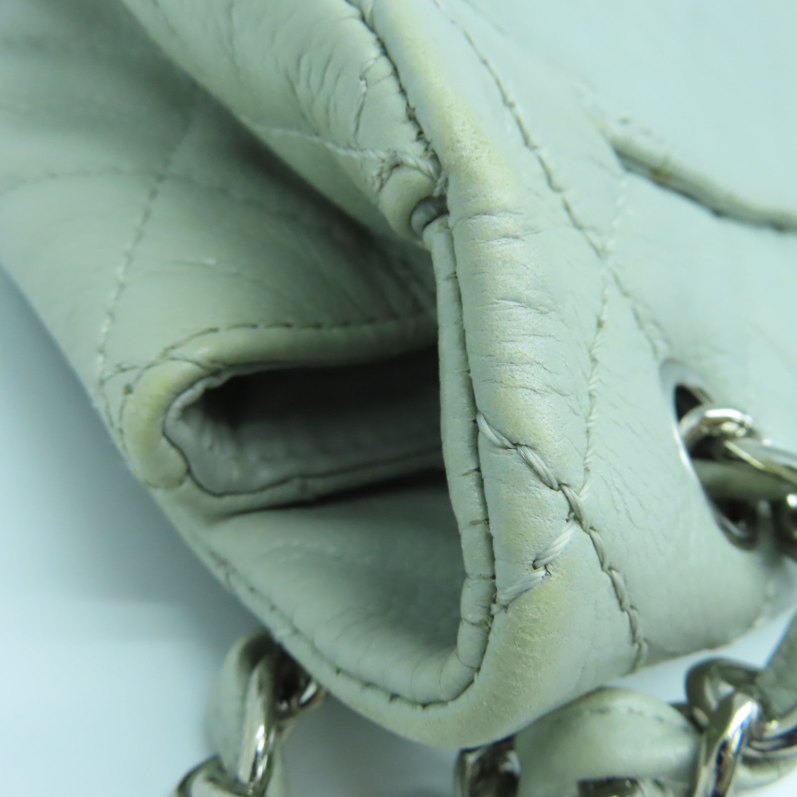 CHANEL 【激減優惠】菱格Caviar皮革Chain Shoulder銀扣肩背袋灰色