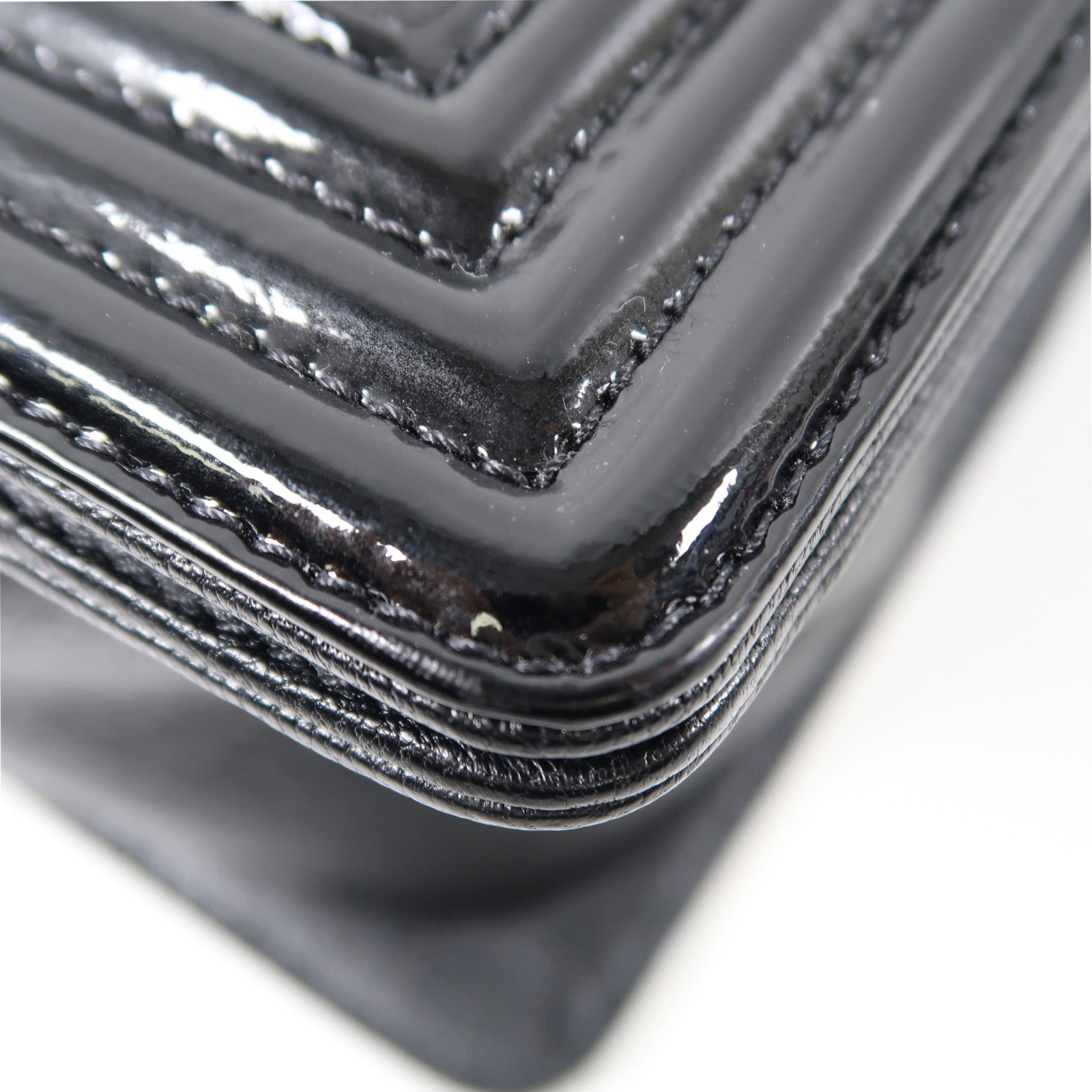 CHANEL (PRICE DOWN) Quilted CC SHW Chanel Boy Chain Shoulder Bag Calfskin Leather Black