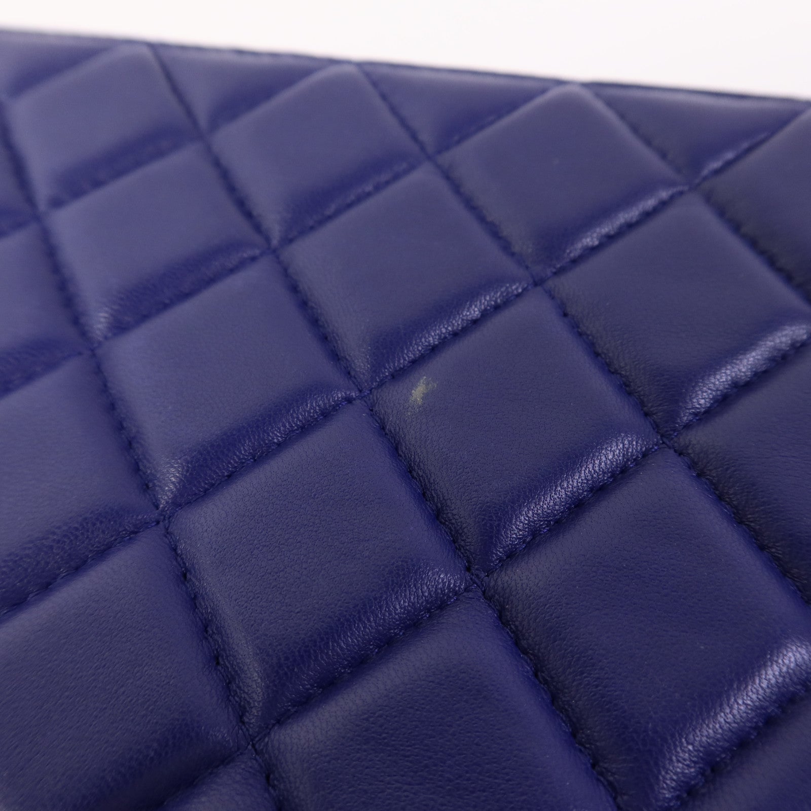 CHANEL 羊皮皮革Pouch銀扣小袋