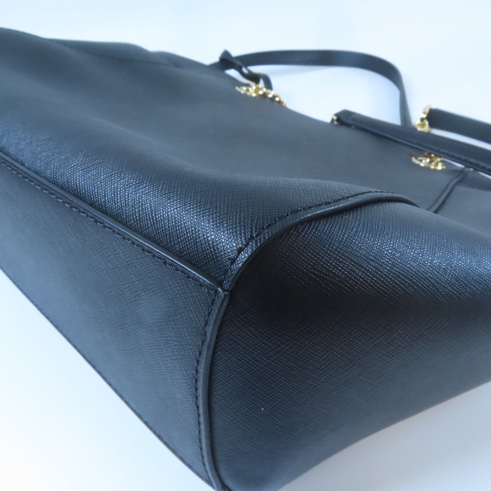 Michael Kors 【激減優惠】牛皮皮革Tote Bag金扣手挽袋黑色