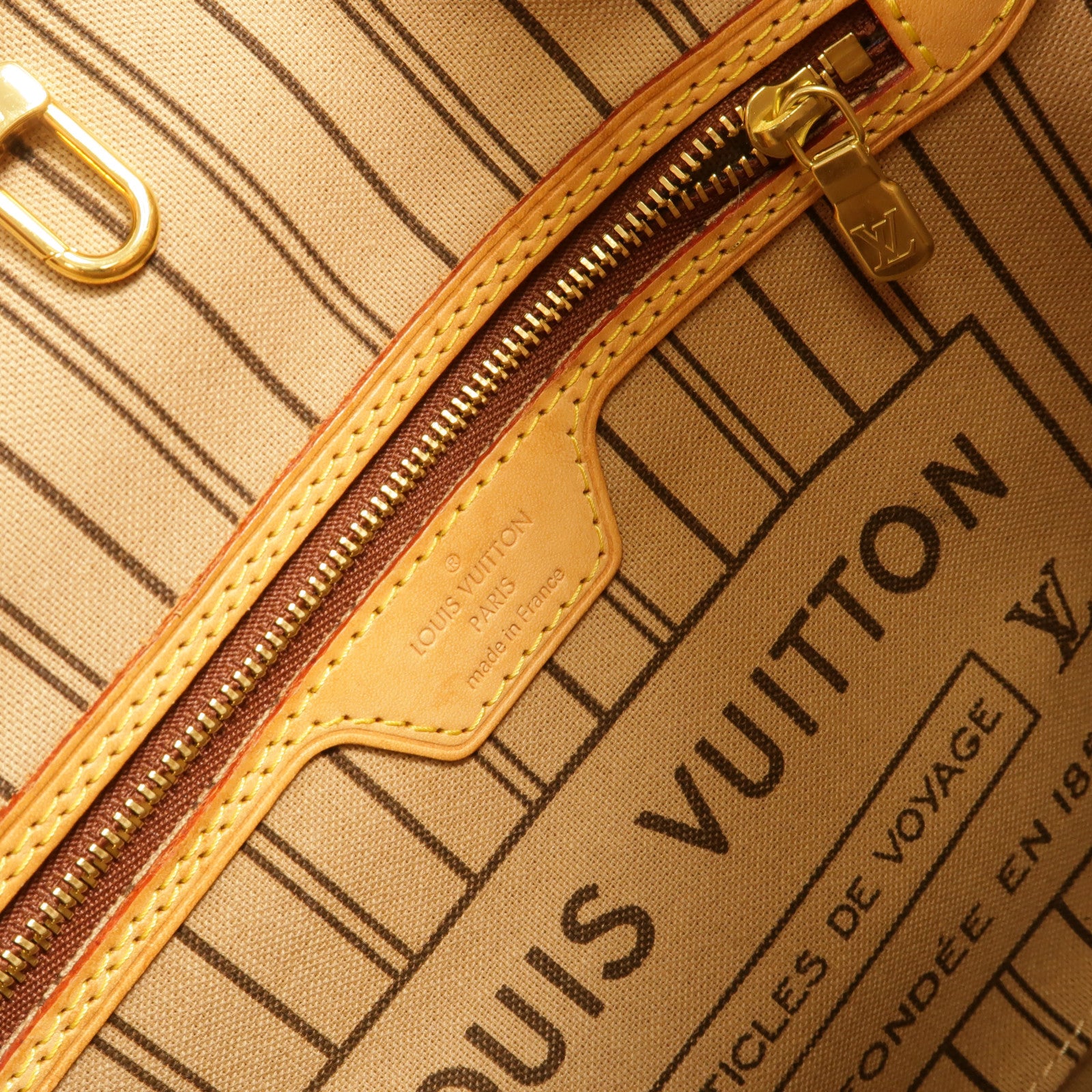 LOUIS VUITTON Monogram Neverfull PM金扣手挽袋棕色