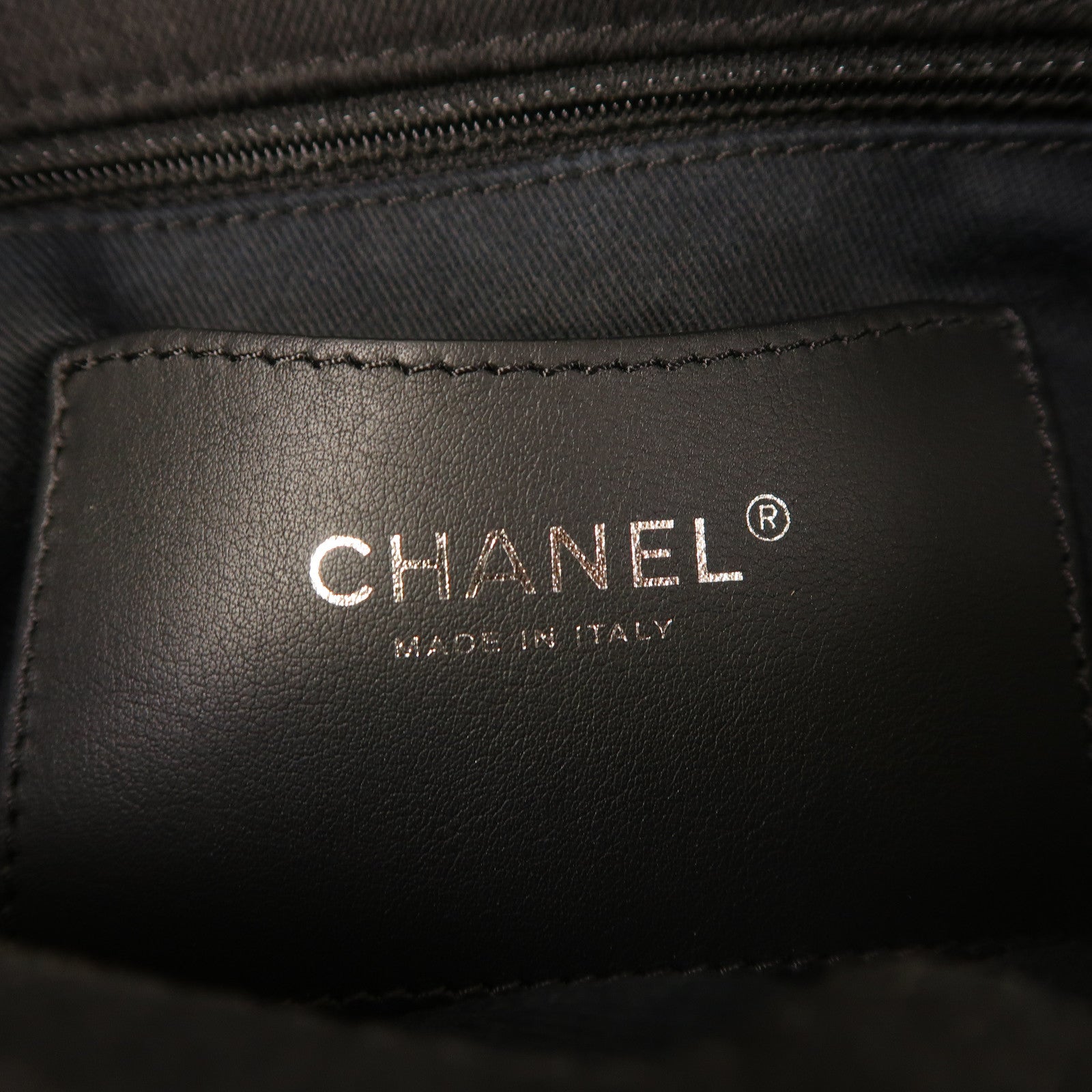 CHANEL 帆布Shoulder Bag銀扣肩背袋黑色