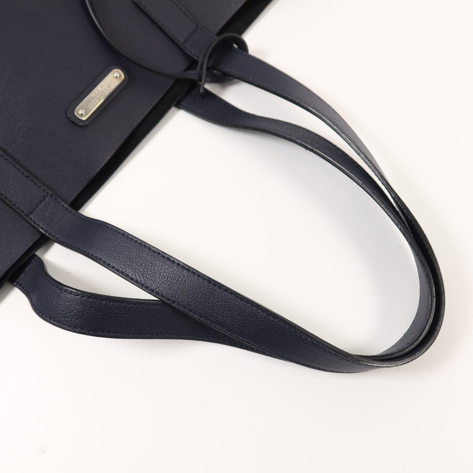 YVES SAINT LAURENT 牛皮皮革Tote Bag銀扣手挽袋