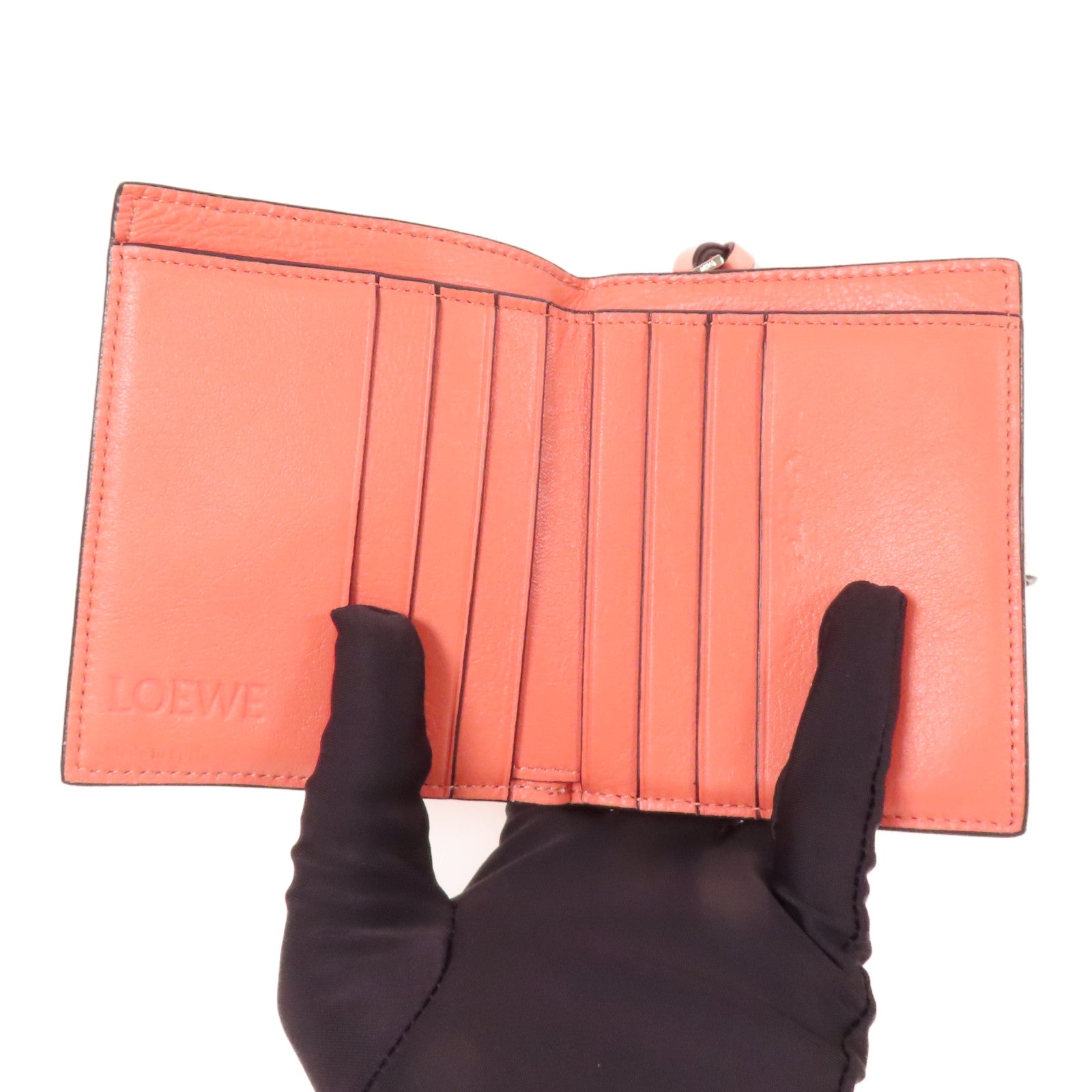 LOEWE 牛皮皮革Compact Zip Wallet銀扣錢包
