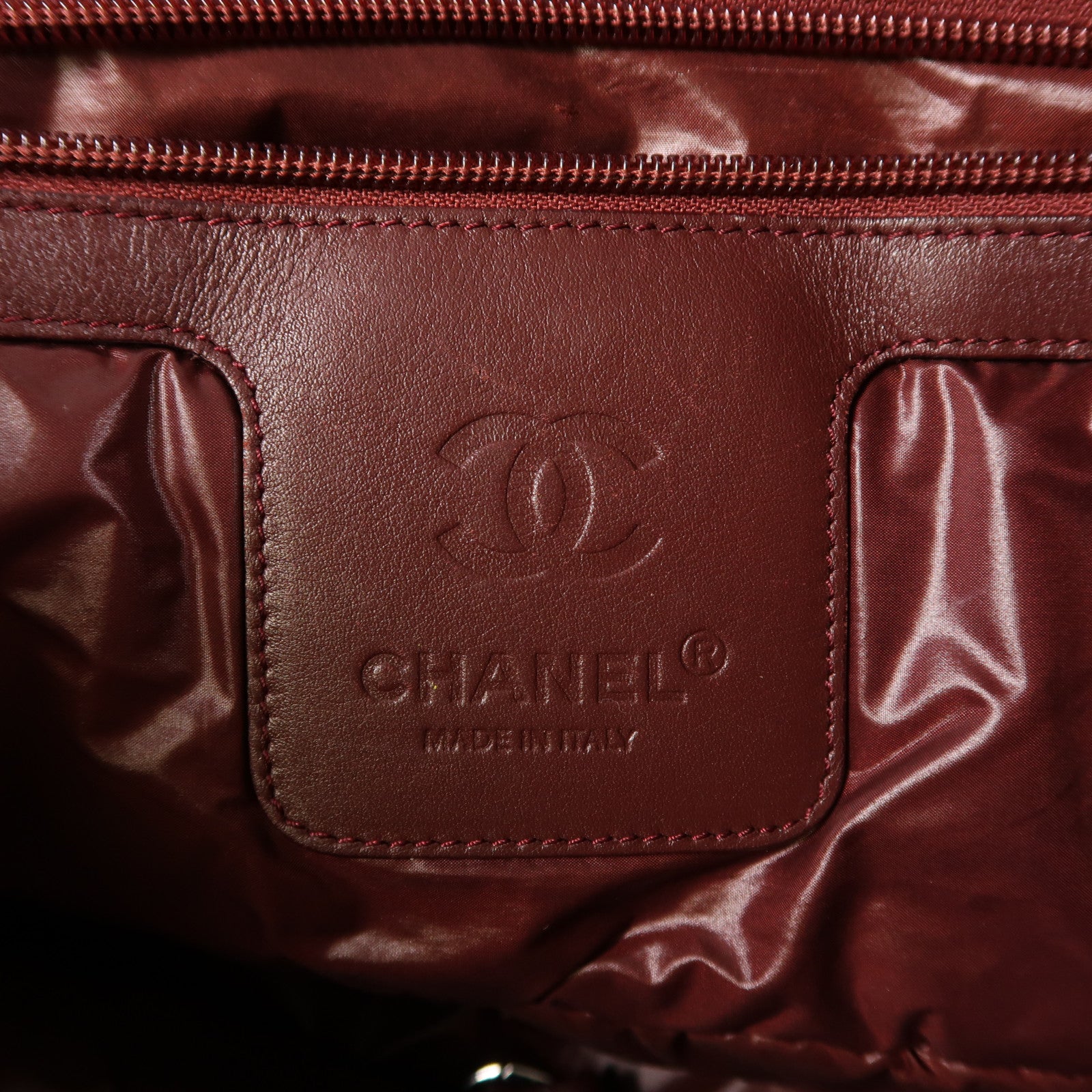 CHANEL 尼龍Coco Cocoon銀扣肩背袋