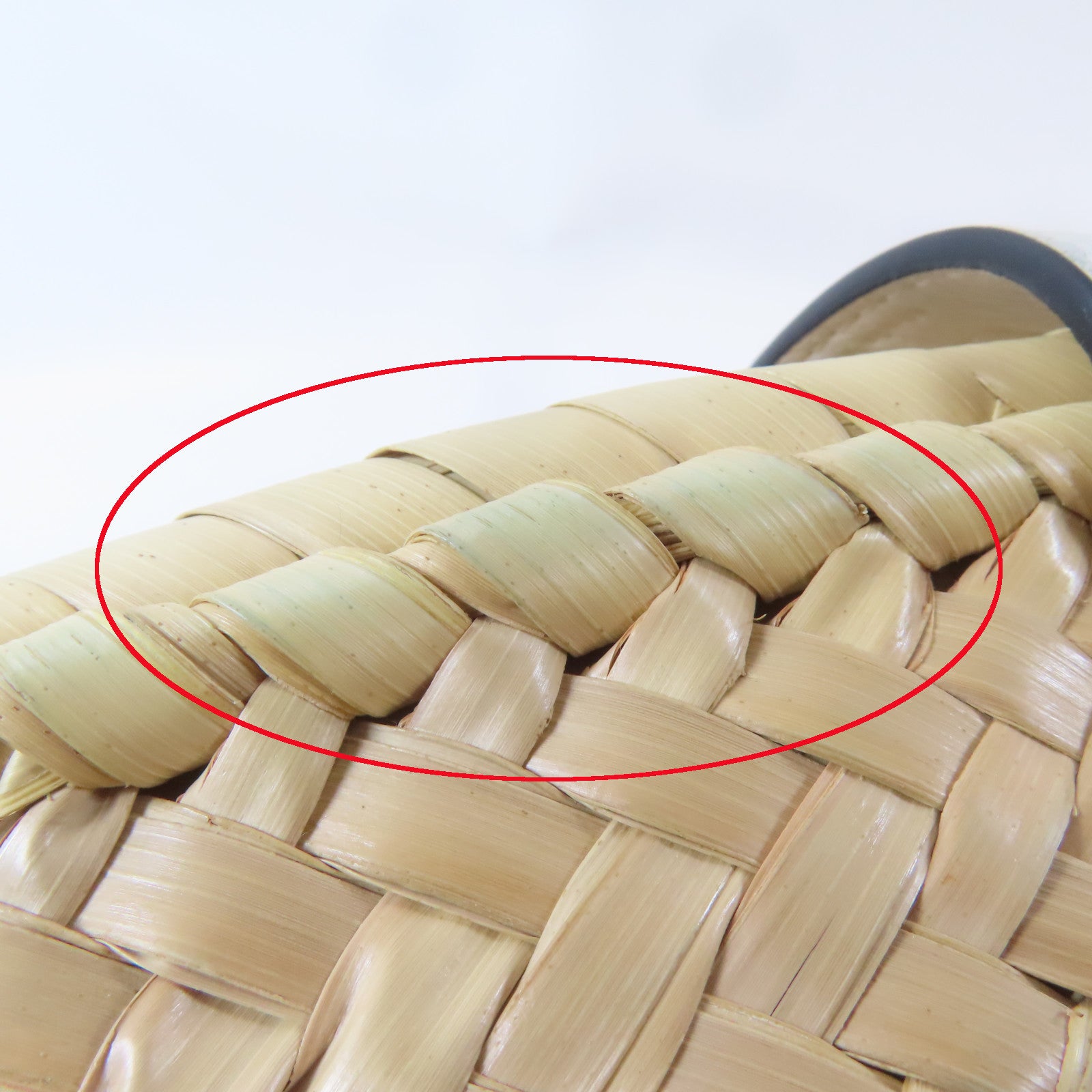 LOEWE 【激減優惠】Raffia/皮革Basket In Palm銀扣手挽袋米色/白色