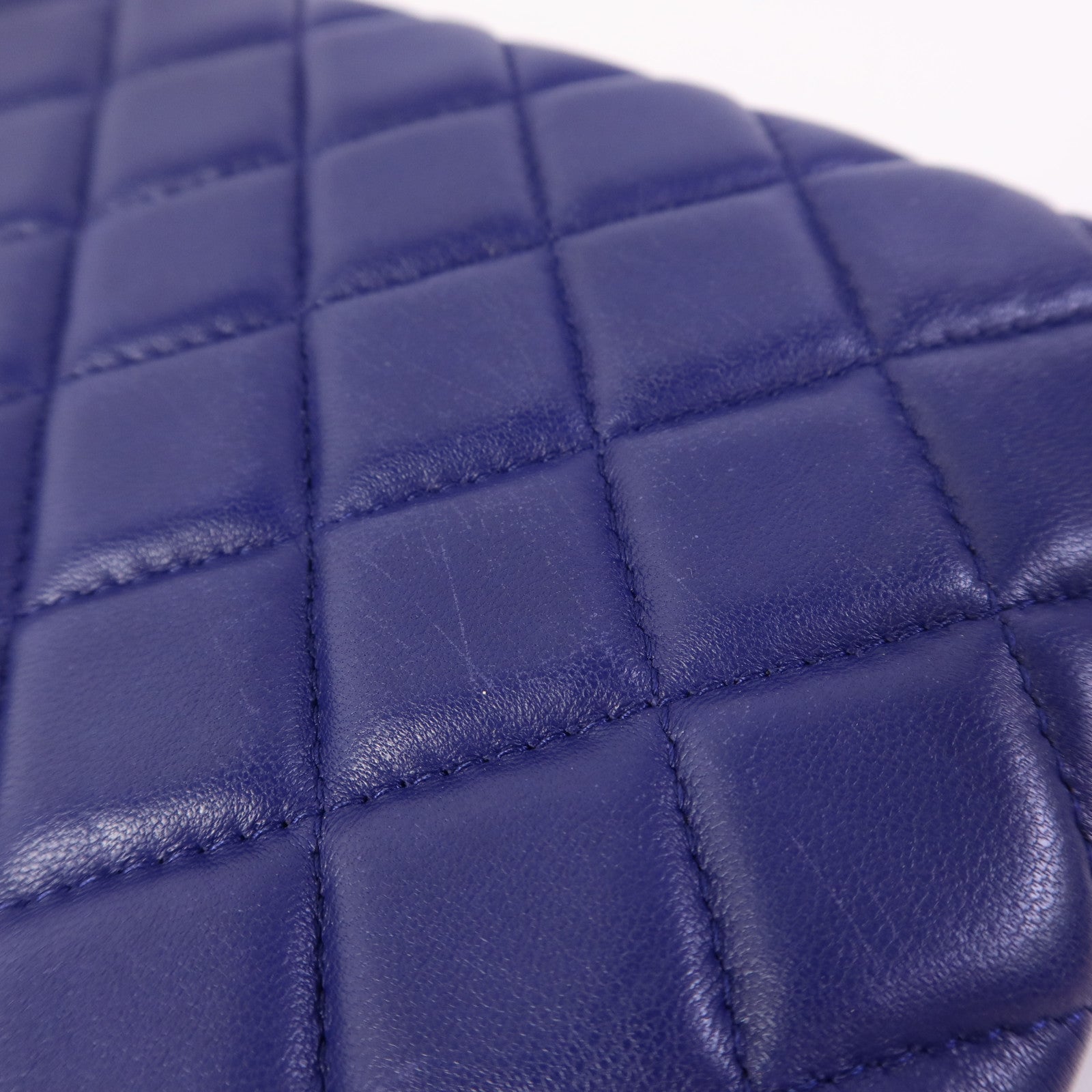 CHANEL 羊皮皮革Pouch銀扣小袋