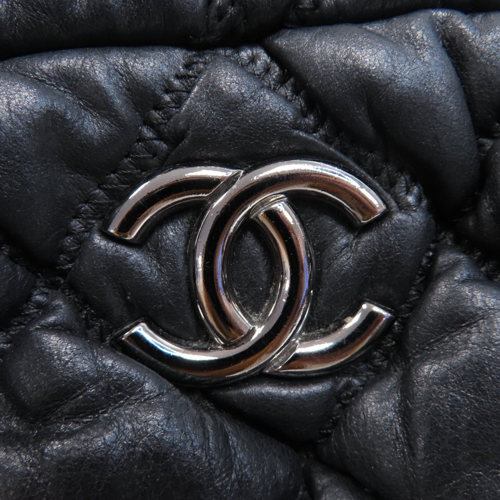 CHANEL 菱格牛皮皮革Shoulder Bag銀扣鏈帶肩背袋黑色