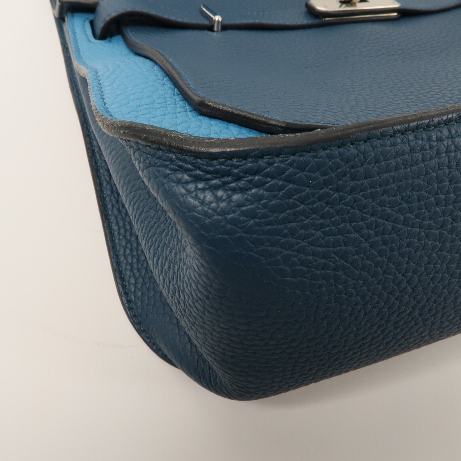 HERMES Clemence皮革Jypsiere 28肩背袋Colvert/Turquoise