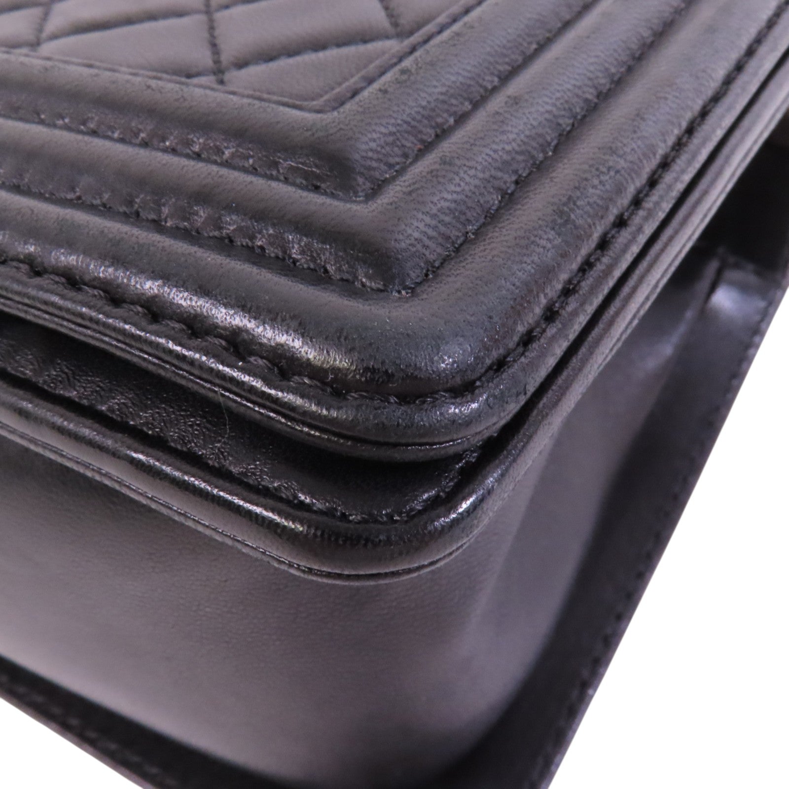 CHANEL 【激減優惠】羊皮皮革Boy Chanel銀扣鏈帶肩背袋