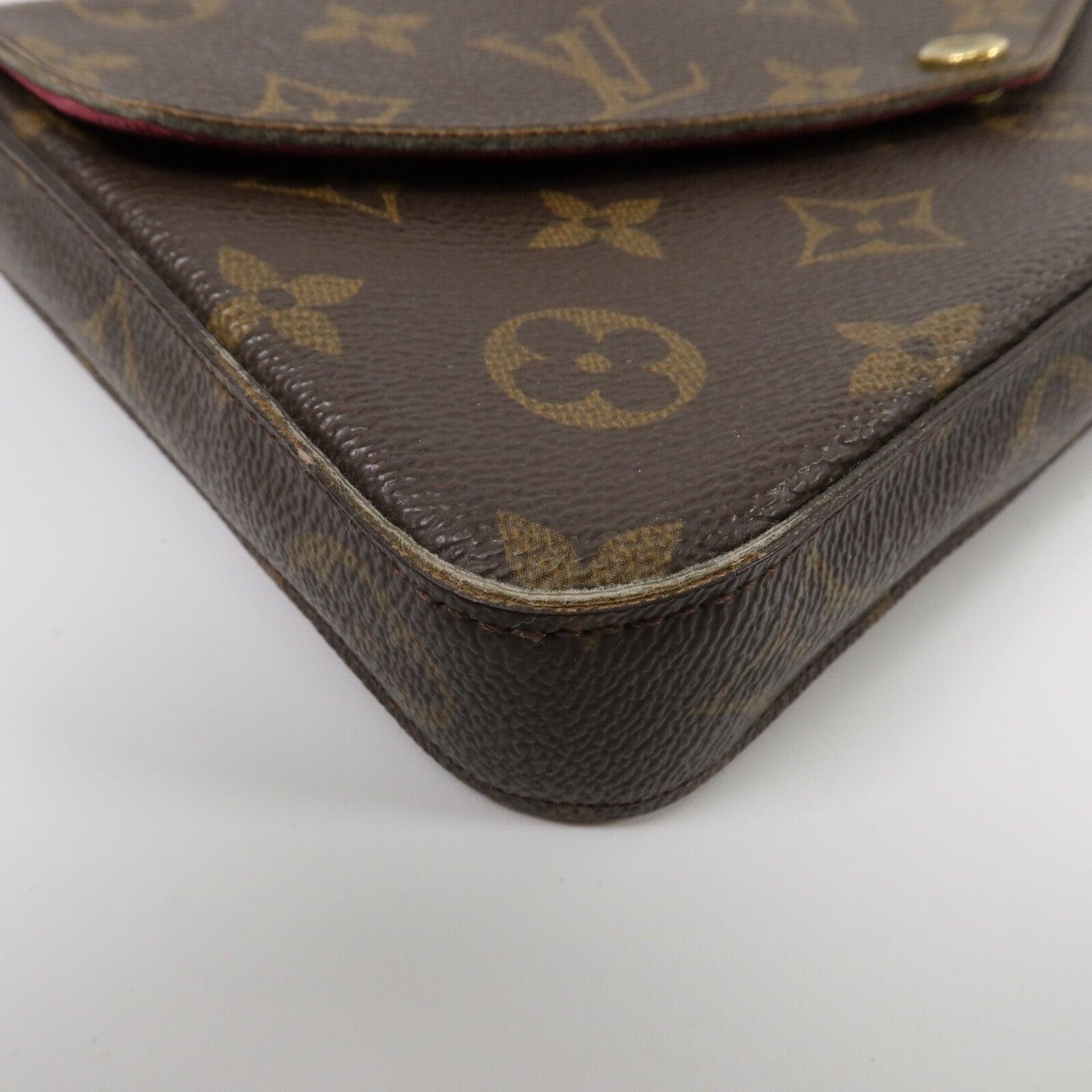 LOUIS VUITTON Monogram Pochette Felicie金扣鏈帶肩背袋
