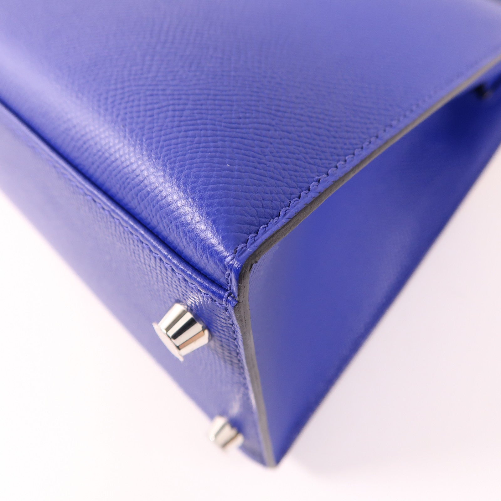 HERMES Epsom皮革Kelly 28銀扣手挽肩背兩用袋7T Bleu Electrique
