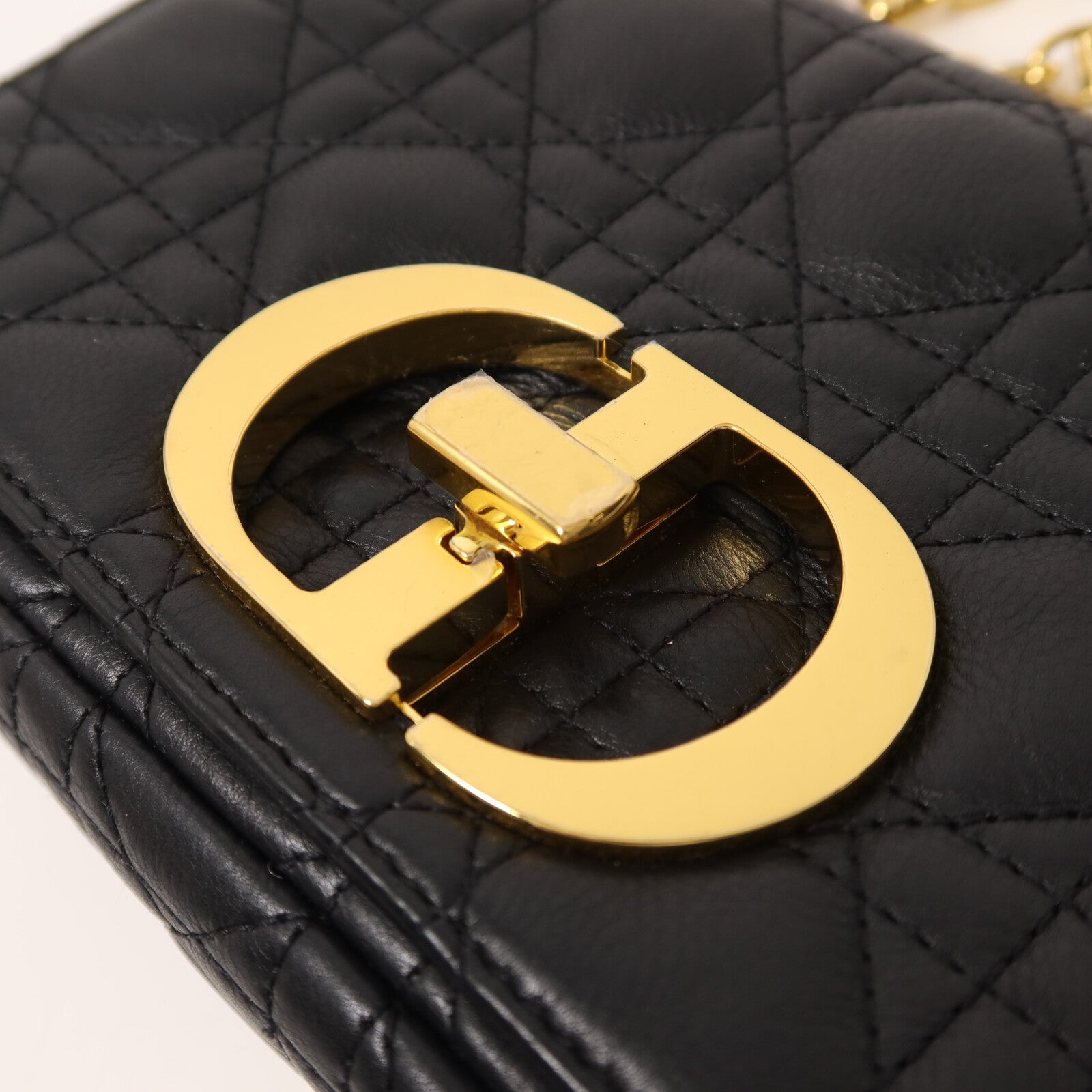 Dior 牛皮皮革Caro Bag Medium鏈帶肩背袋