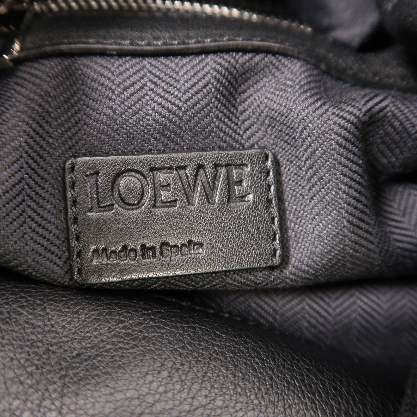 LOEWE 牛皮皮革Flamenco Medium肩背袋