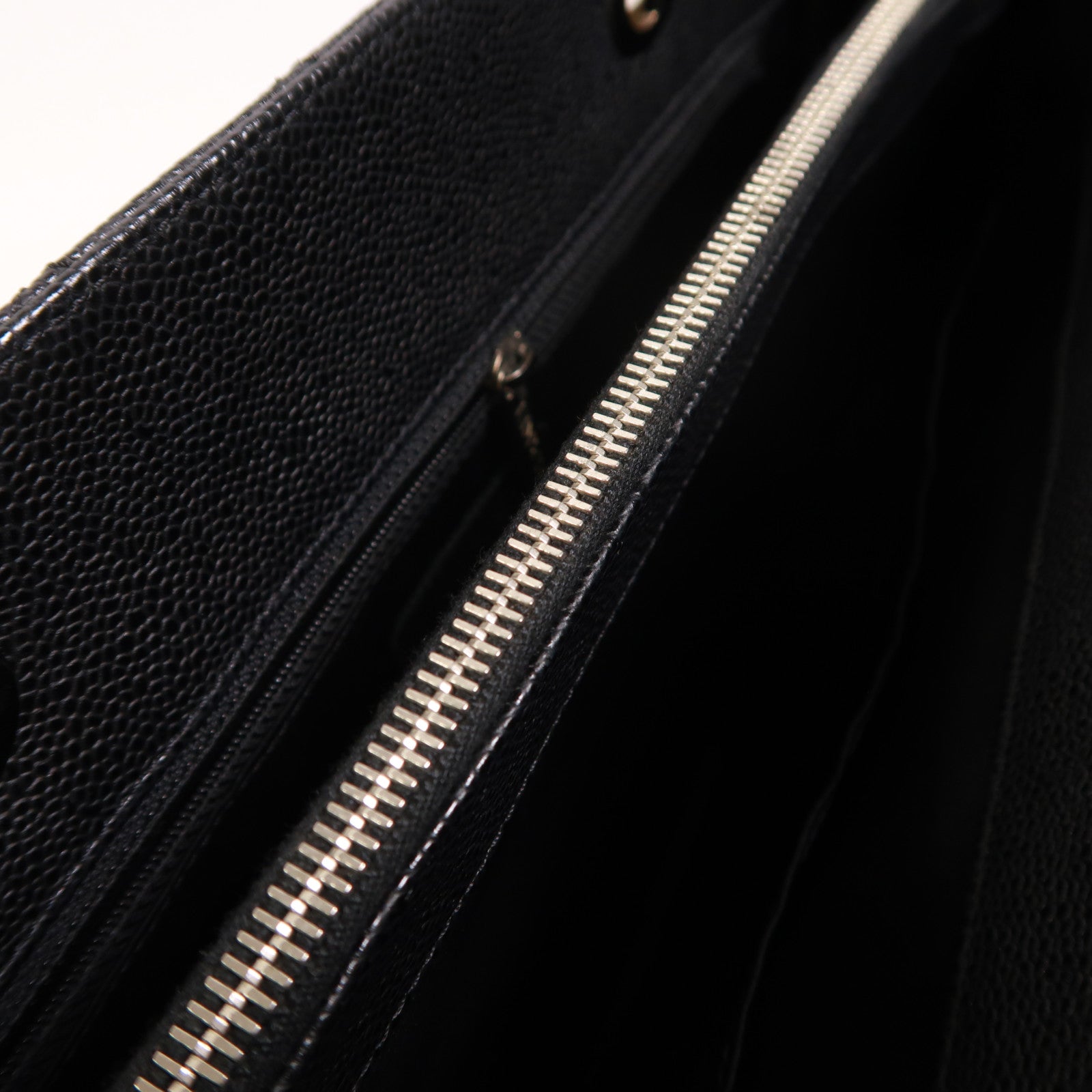 CHANEL 牛皮皮革GST Grand Shopping Tote Bag銀扣鏈帶肩背袋