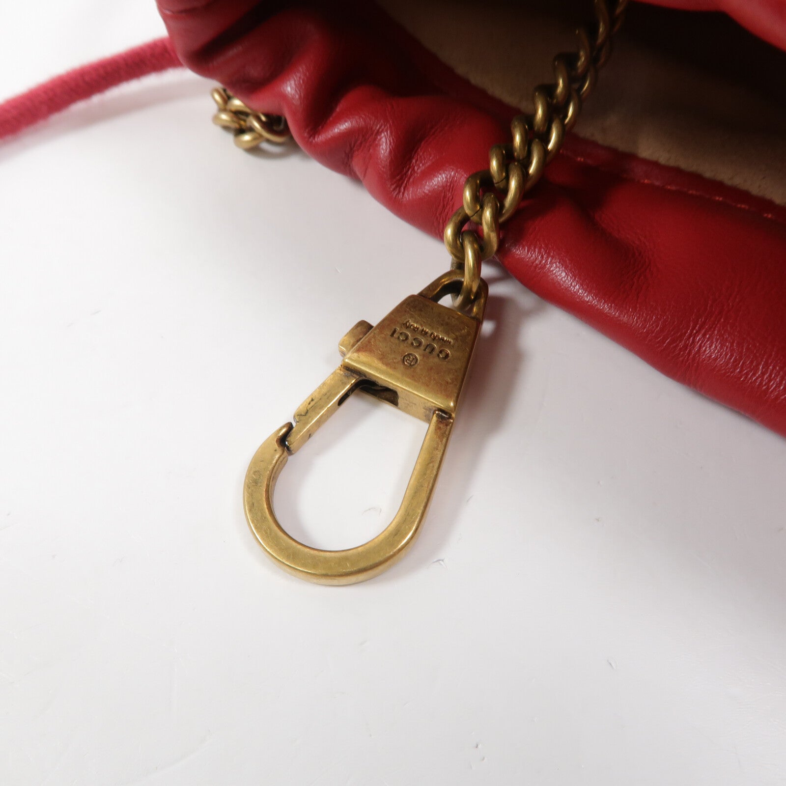 GUCCI 牛皮皮革GG Marmont Mini Bucket鏈帶肩背袋