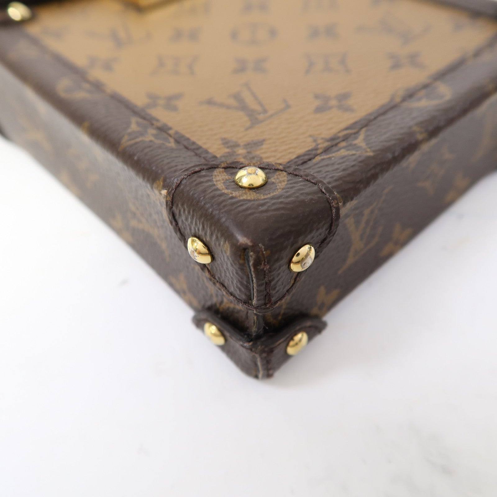 LOUIS VUITTON Monogram Trunk Vertical金扣鏈帶肩背袋啡色