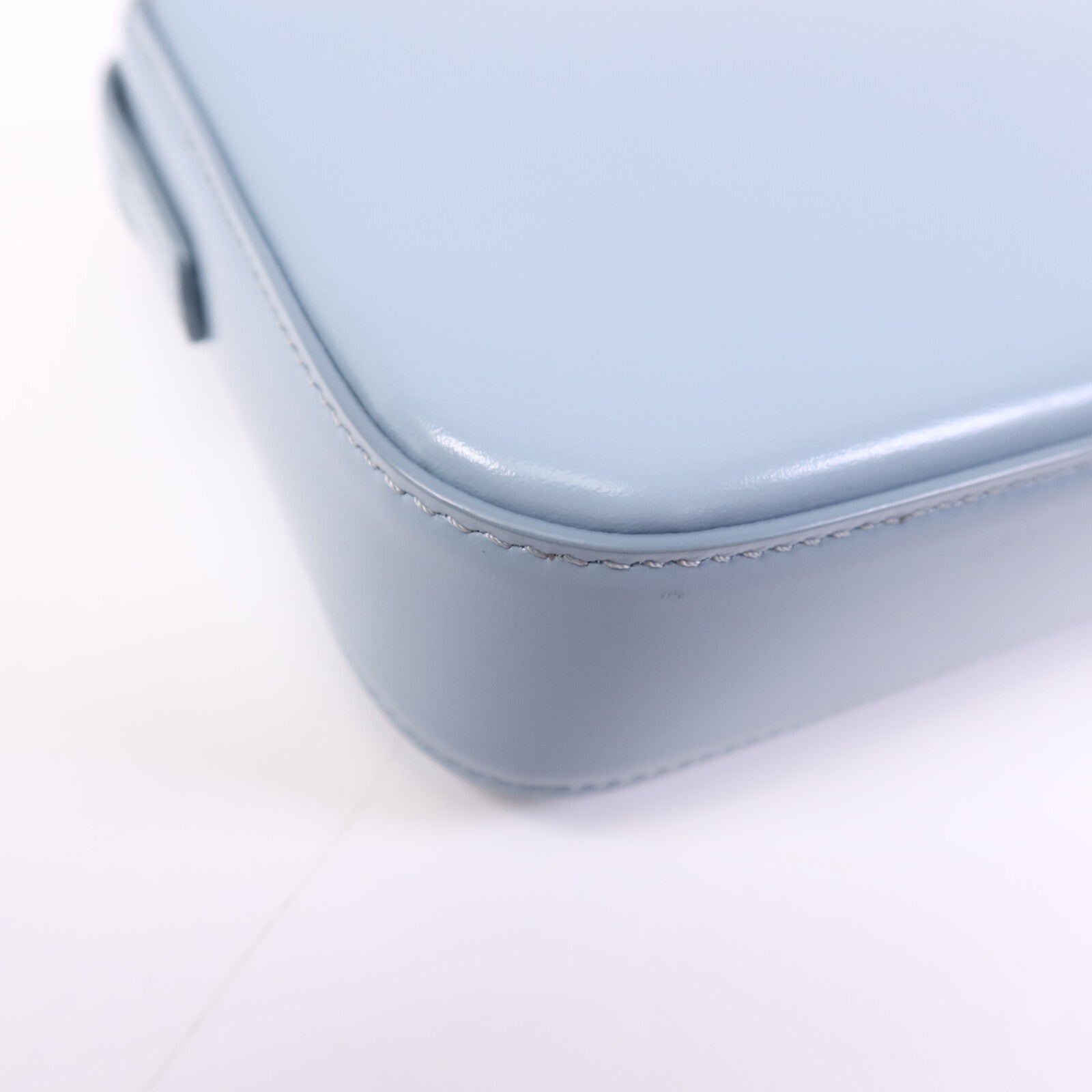 CELINE 牛皮皮革Claude金扣肩背袋