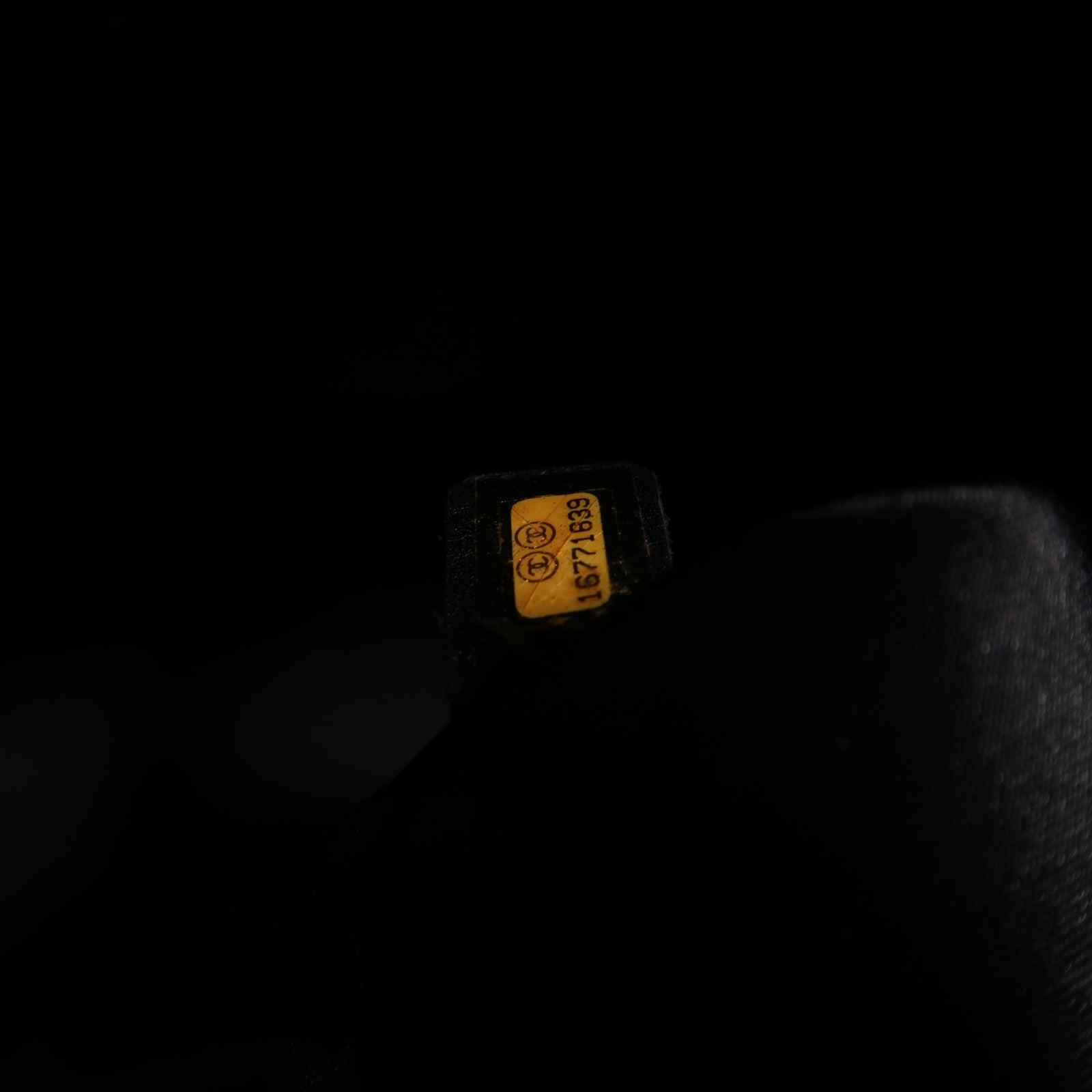 CHANEL 牛皮皮革GST Grand Shopping Tote Bag銀扣鏈帶肩背袋