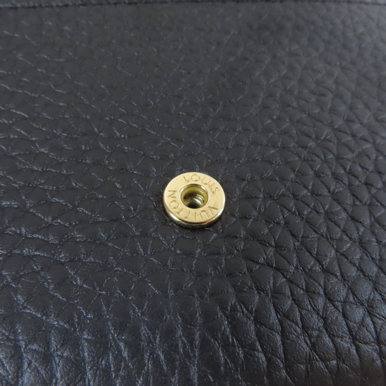 LOUIS VUITTON 牛皮皮革Trifold Wallet金扣錢包黑色