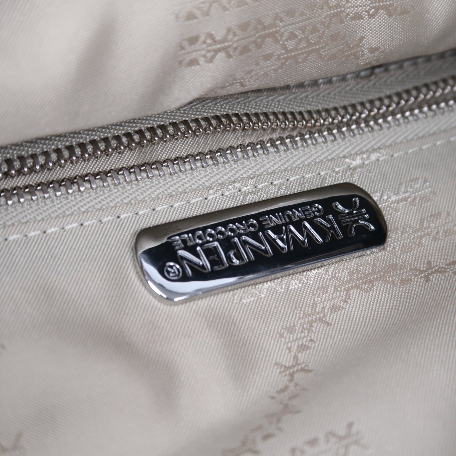 SELECTION 鱷魚皮革Kwanpen Shoulder Bag銀扣肩背袋