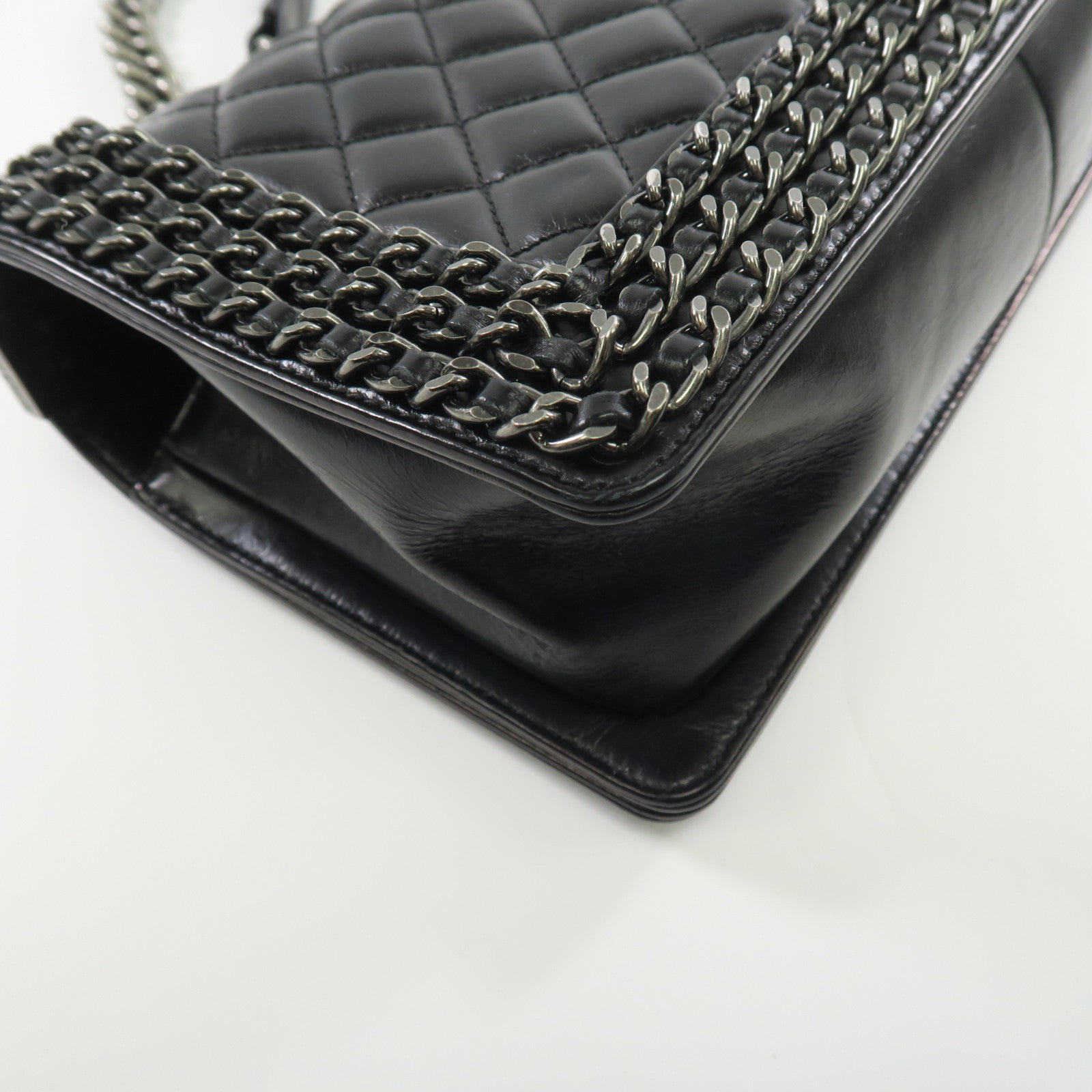 CHANEL 羊皮皮革Boy 25銀扣鏈帶肩背袋黑色