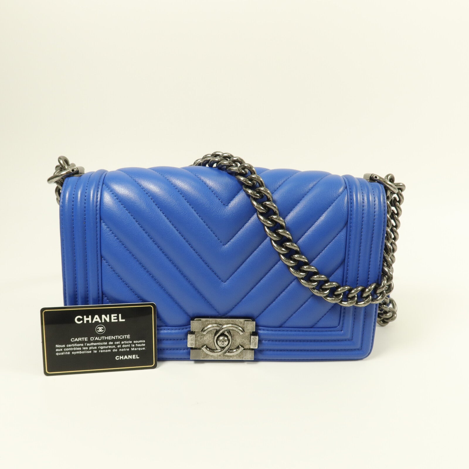 CHANEL 牛皮皮革Boy 25