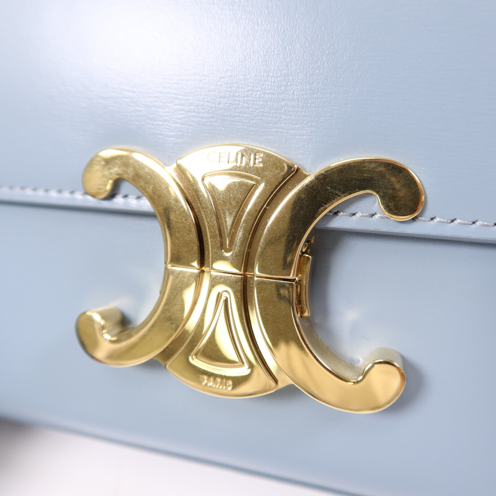 CELINE 牛皮皮革Claude金扣肩背袋