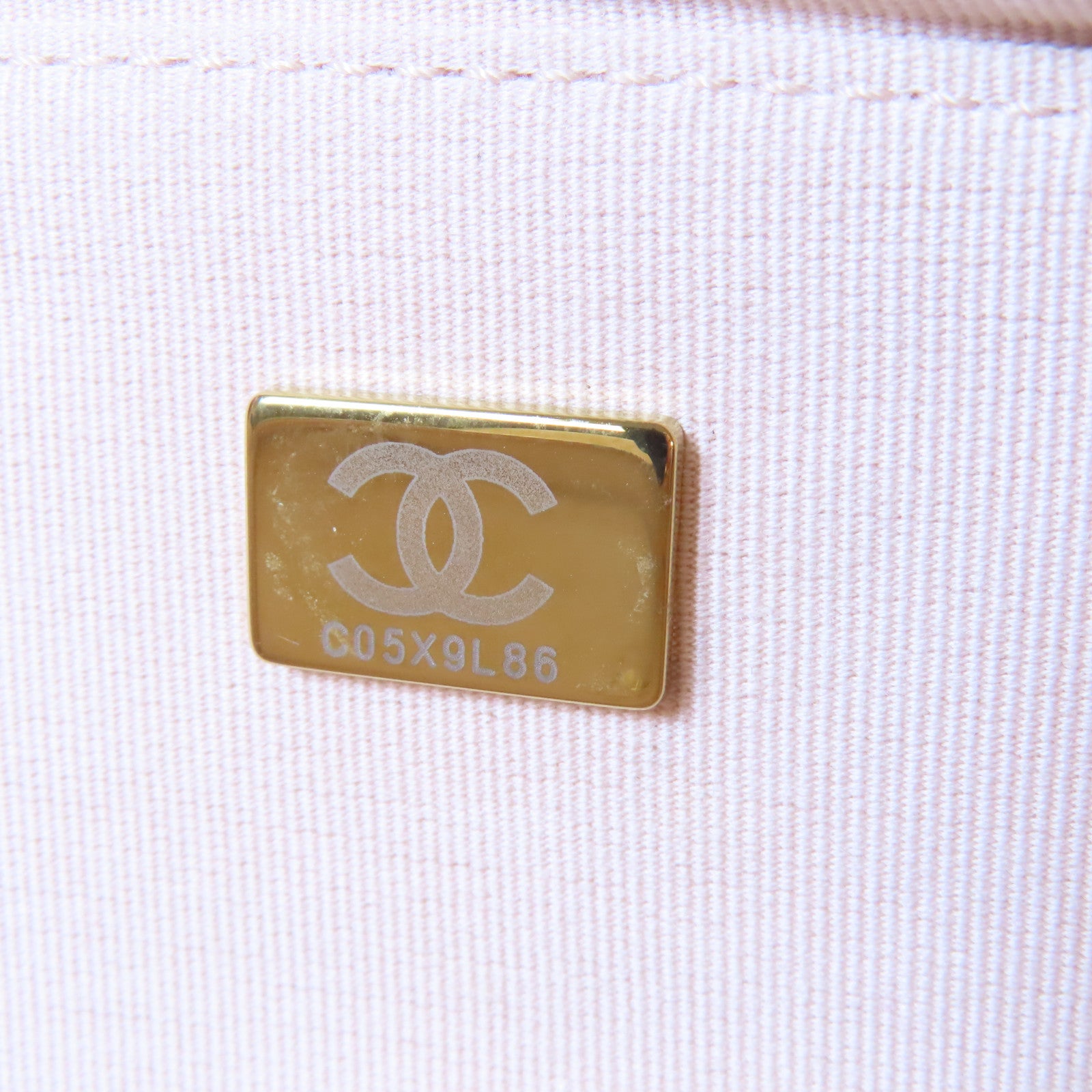 CHANEL 【激減優惠】菱格Caviar皮革Mini Flap Bag金扣鏈帶肩背袋米色