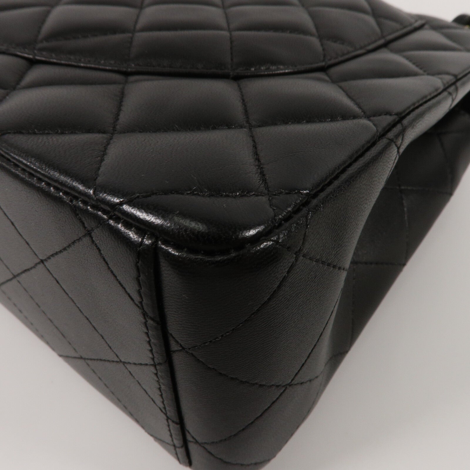 CHANEL 羊皮皮革Maxi Classic鏈帶肩背袋