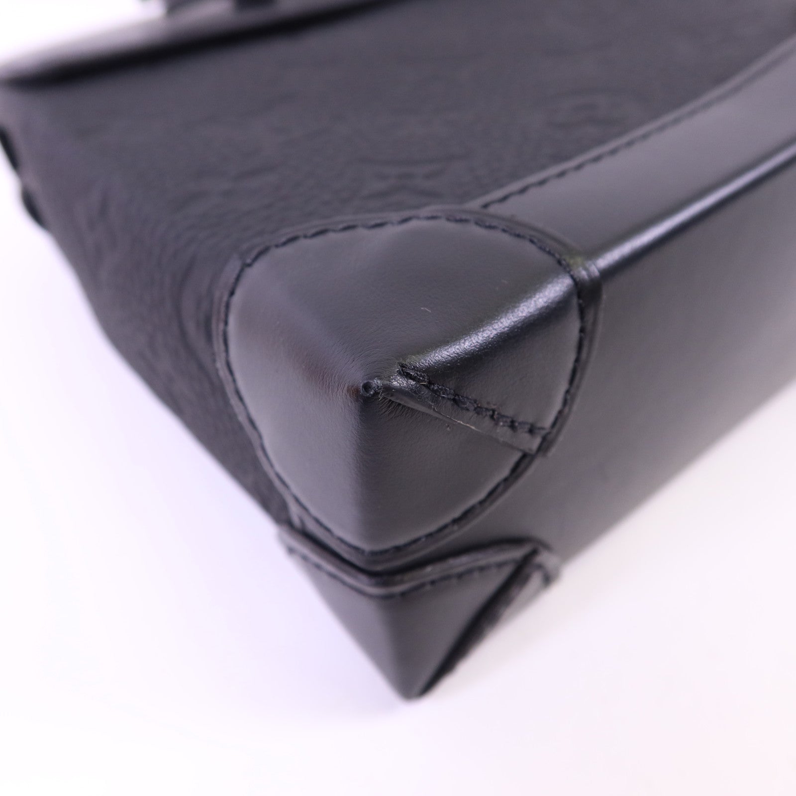 LOUIS VUITTON Monogram Taurillon Nano Steamer肩背袋