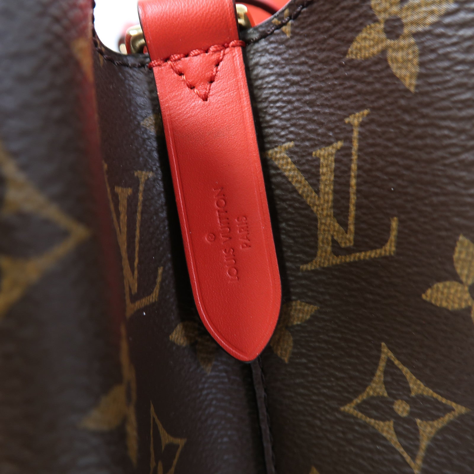 LOUIS VUITTON Monogram Neo Noe MM金扣肩背袋啡色/紅色