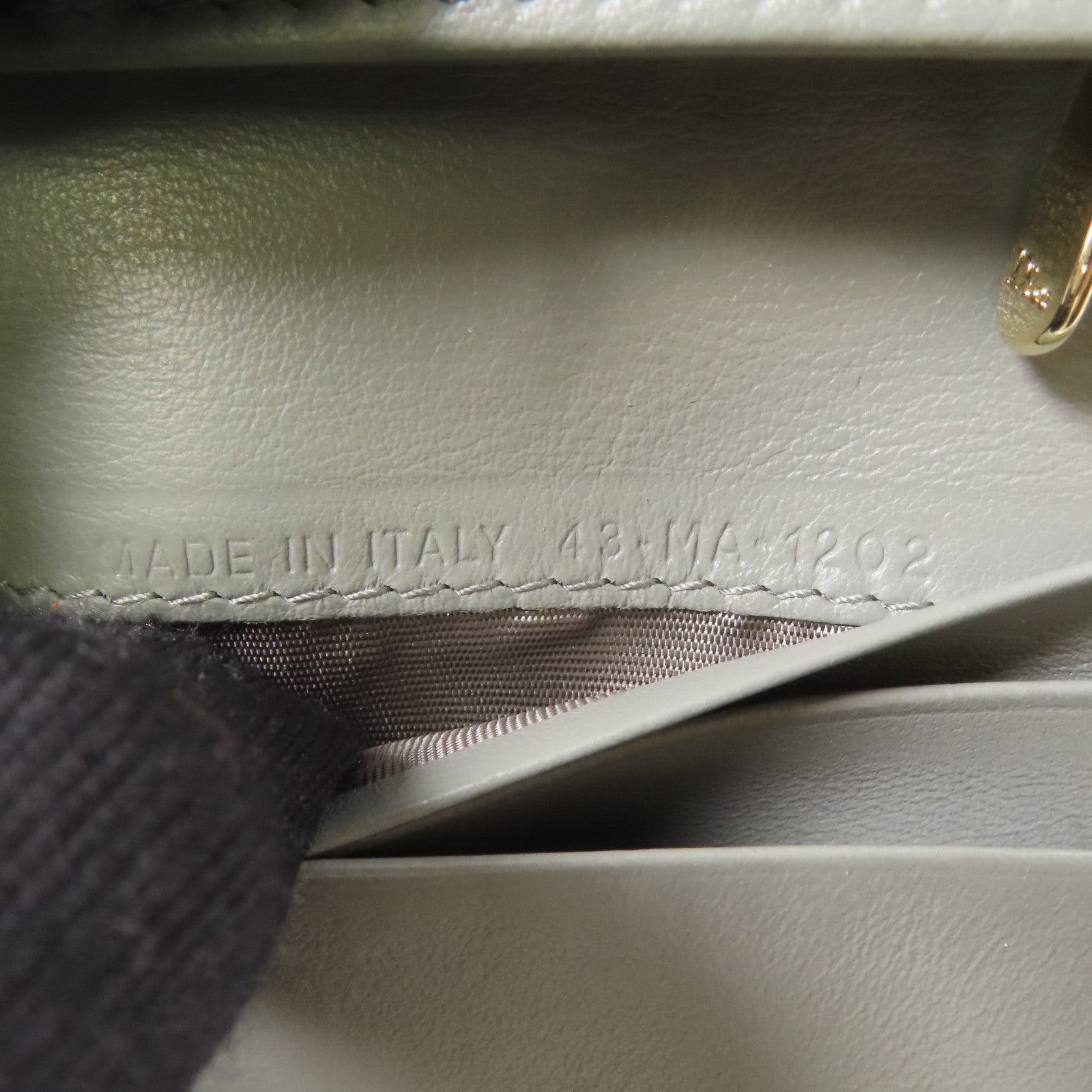 Dior 漆皮皮革Wallet金扣錢包綠色