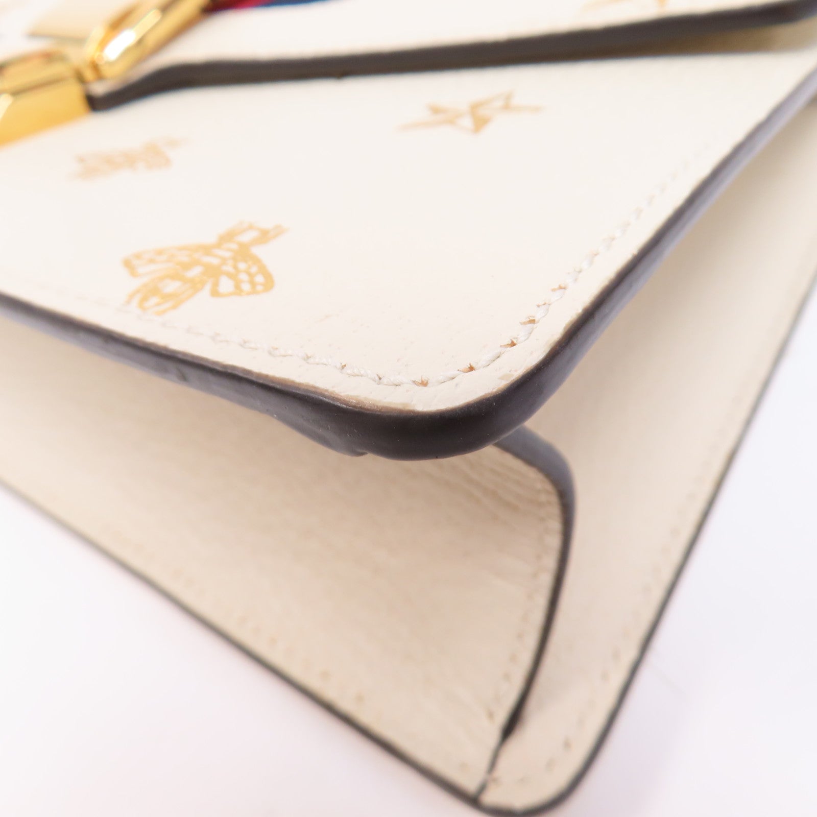 GUCCI 【激減優惠】牛皮皮革Sylvie金扣肩背袋白色