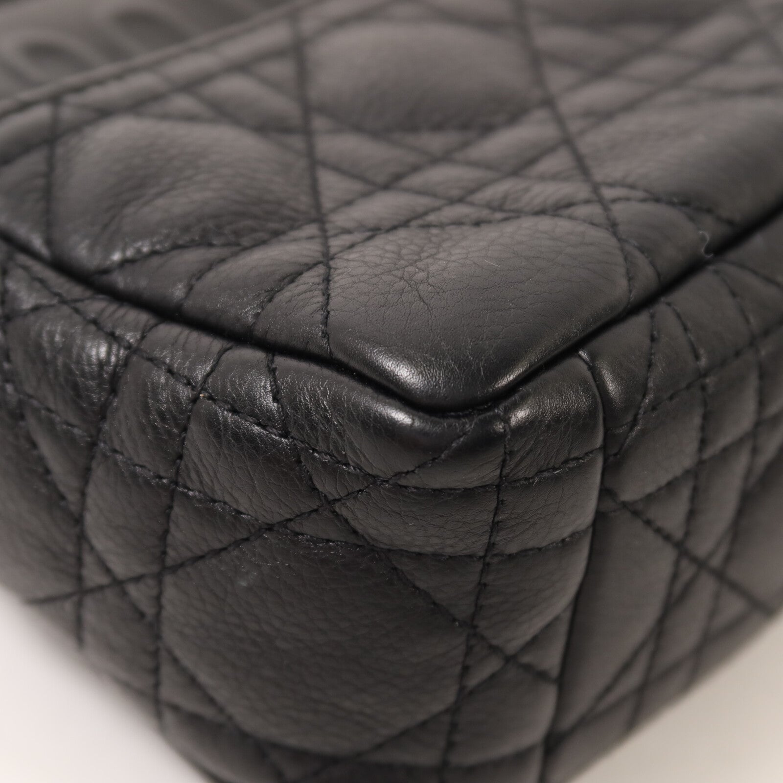 Dior 牛皮皮革Caro Bag Medium鏈帶肩背袋