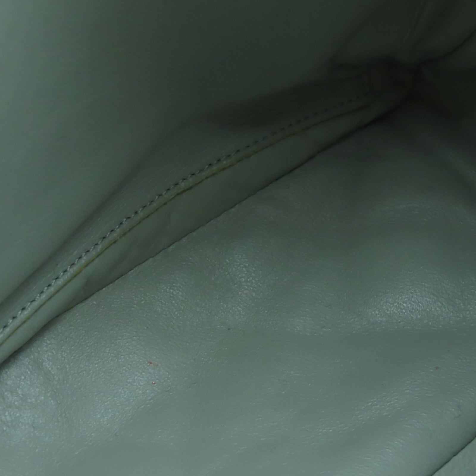 CHANEL 【激減優惠】菱格Caviar皮革Chain Shoulder銀扣肩背袋灰色