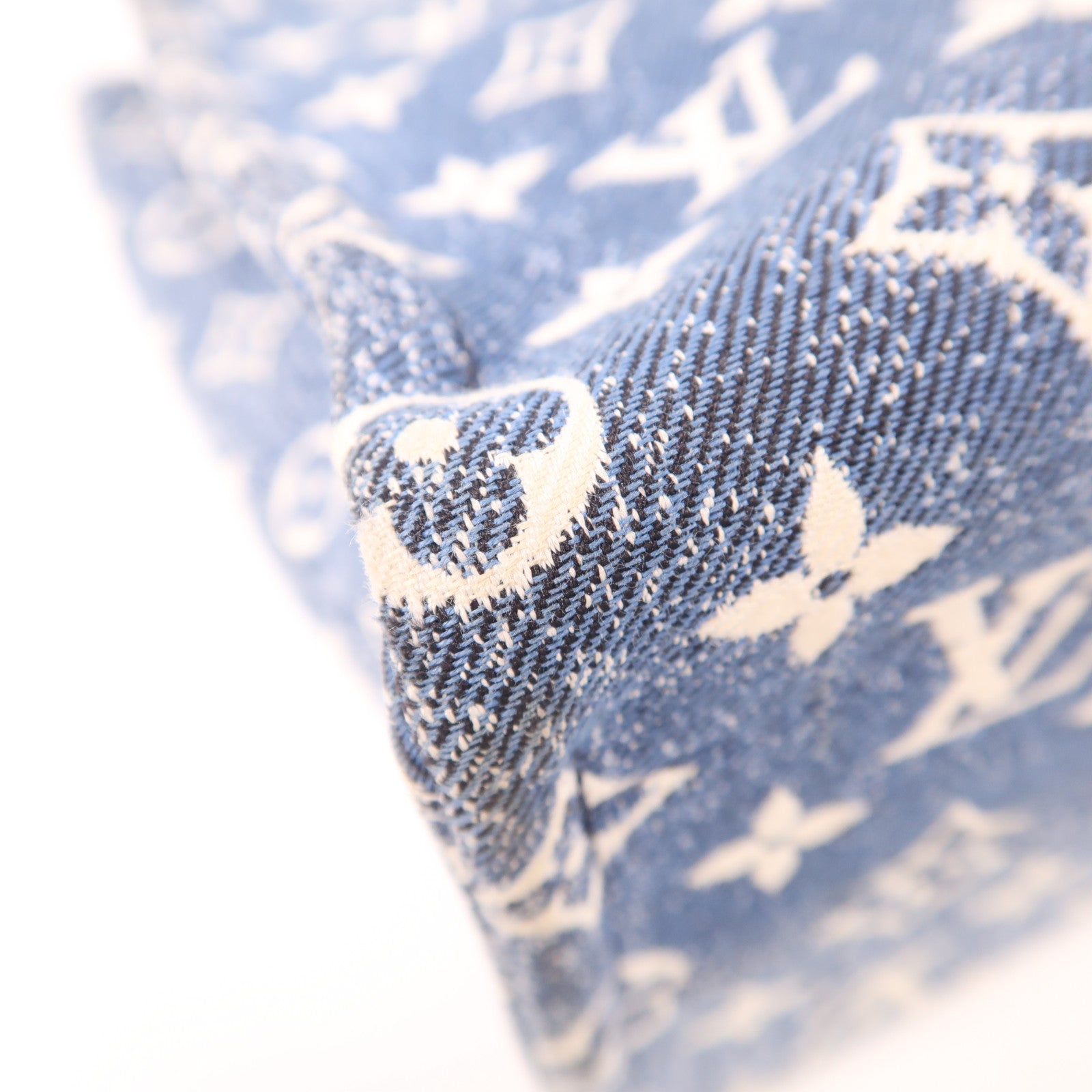 LOUIS VUITTON Monogram Denim OnTheGo MM金扣手挽肩背兩用袋藍色