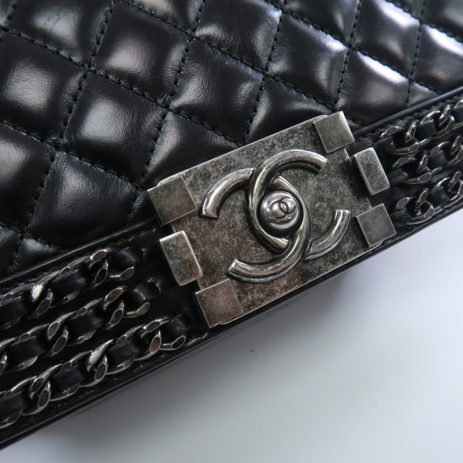 CHANEL 羊皮皮革Boy 25銀扣鏈帶肩背袋黑色