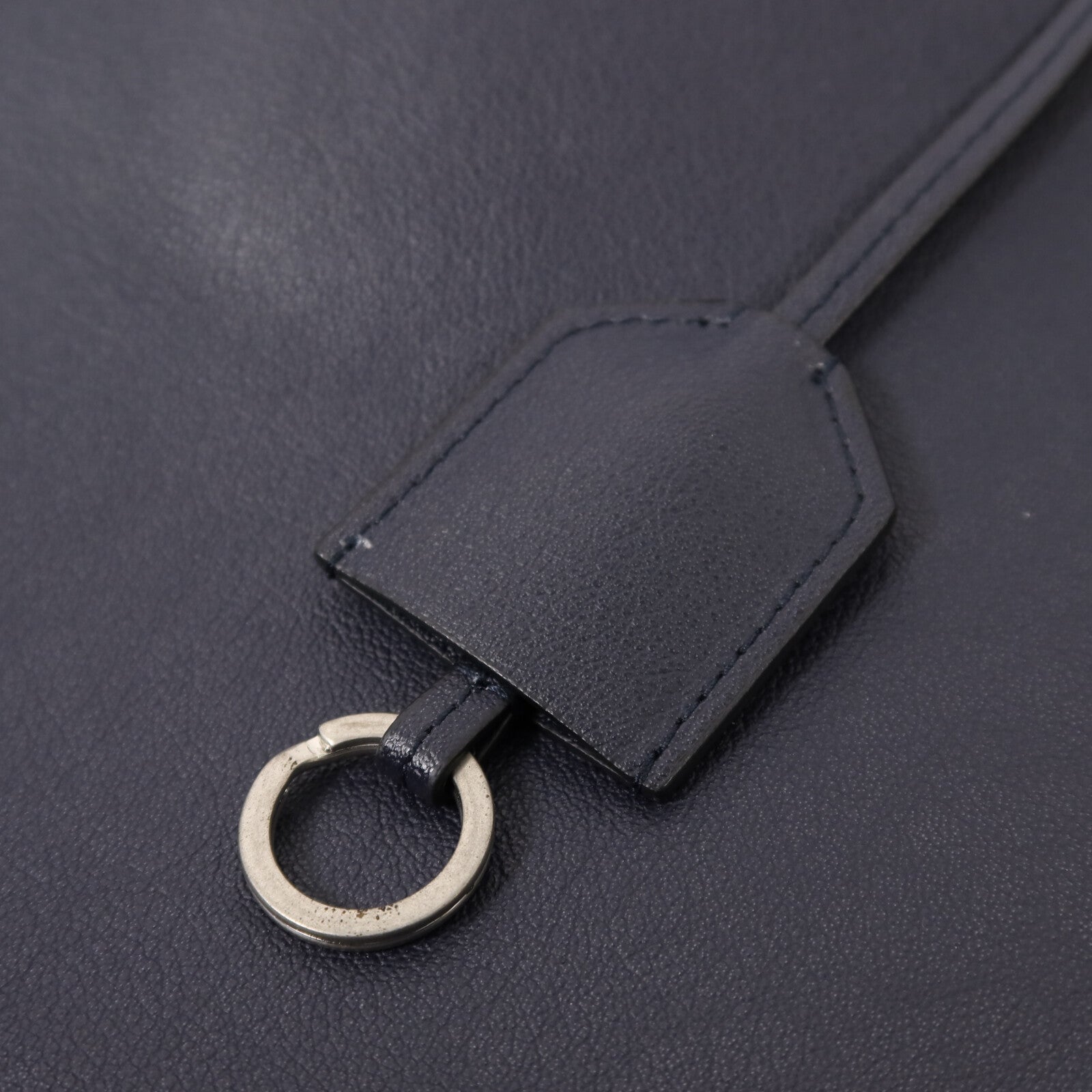 YVES SAINT LAURENT 牛皮皮革Tote Bag銀扣手挽袋